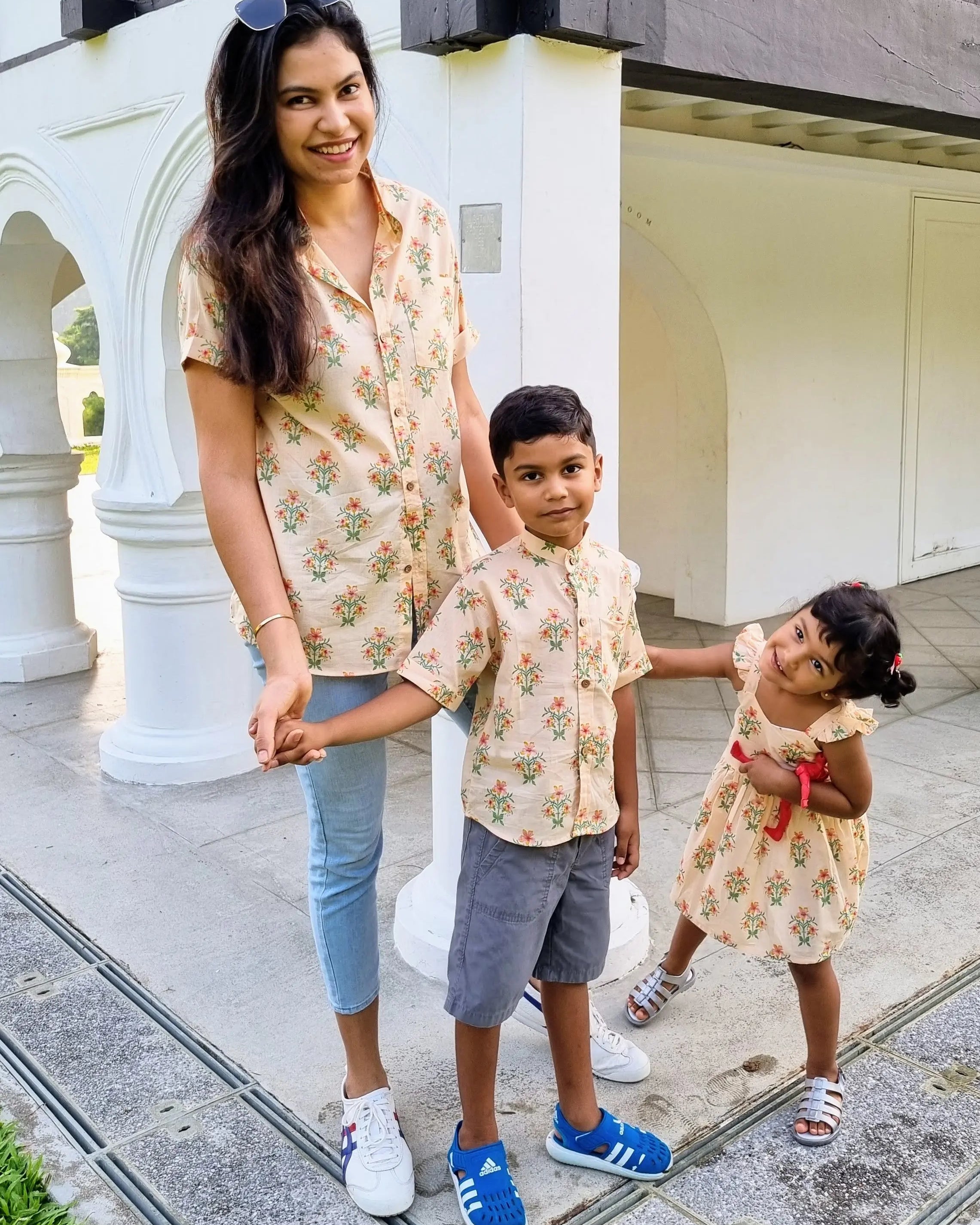 Breeze Peach Floral Unisex Shirt Nimbu