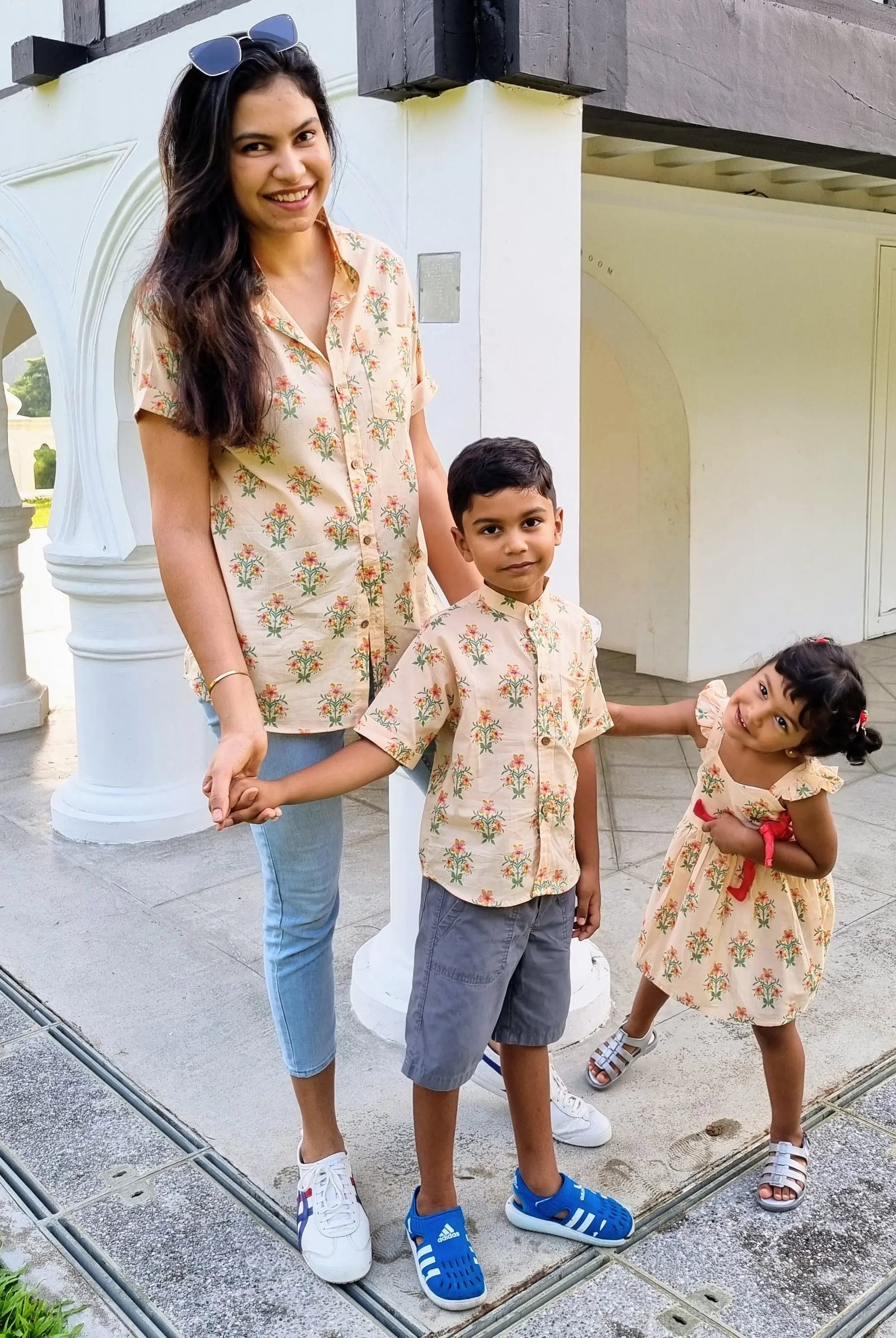 Breeze Peach Floral Unisex Shirt Nimbu