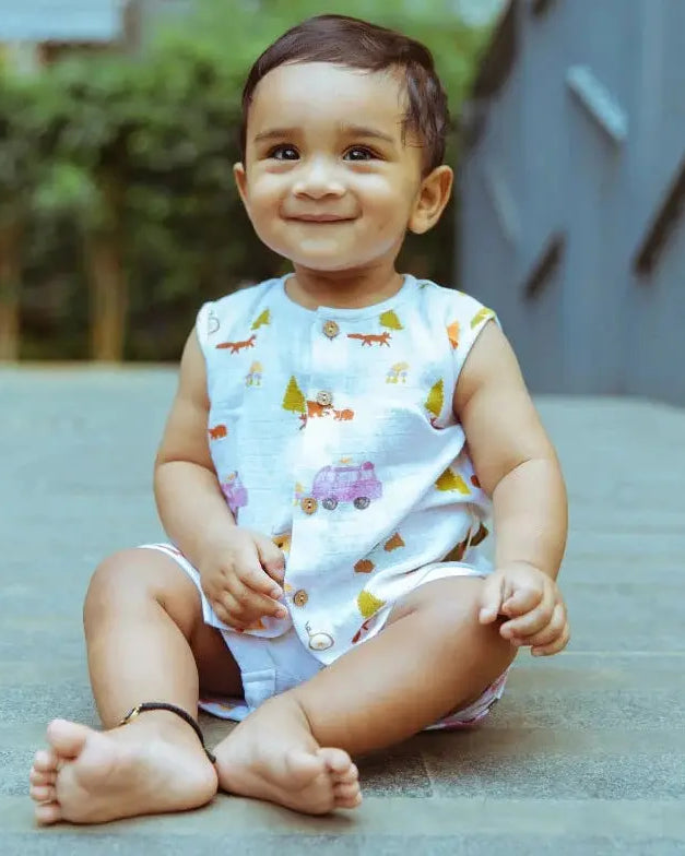 Vest & Shorts Set - The Happy Camper Dulaar