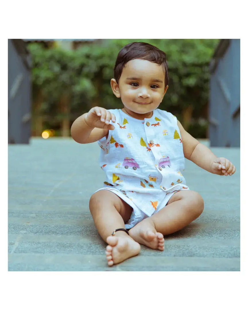 Vest & Shorts Set - The Happy Camper Dulaar