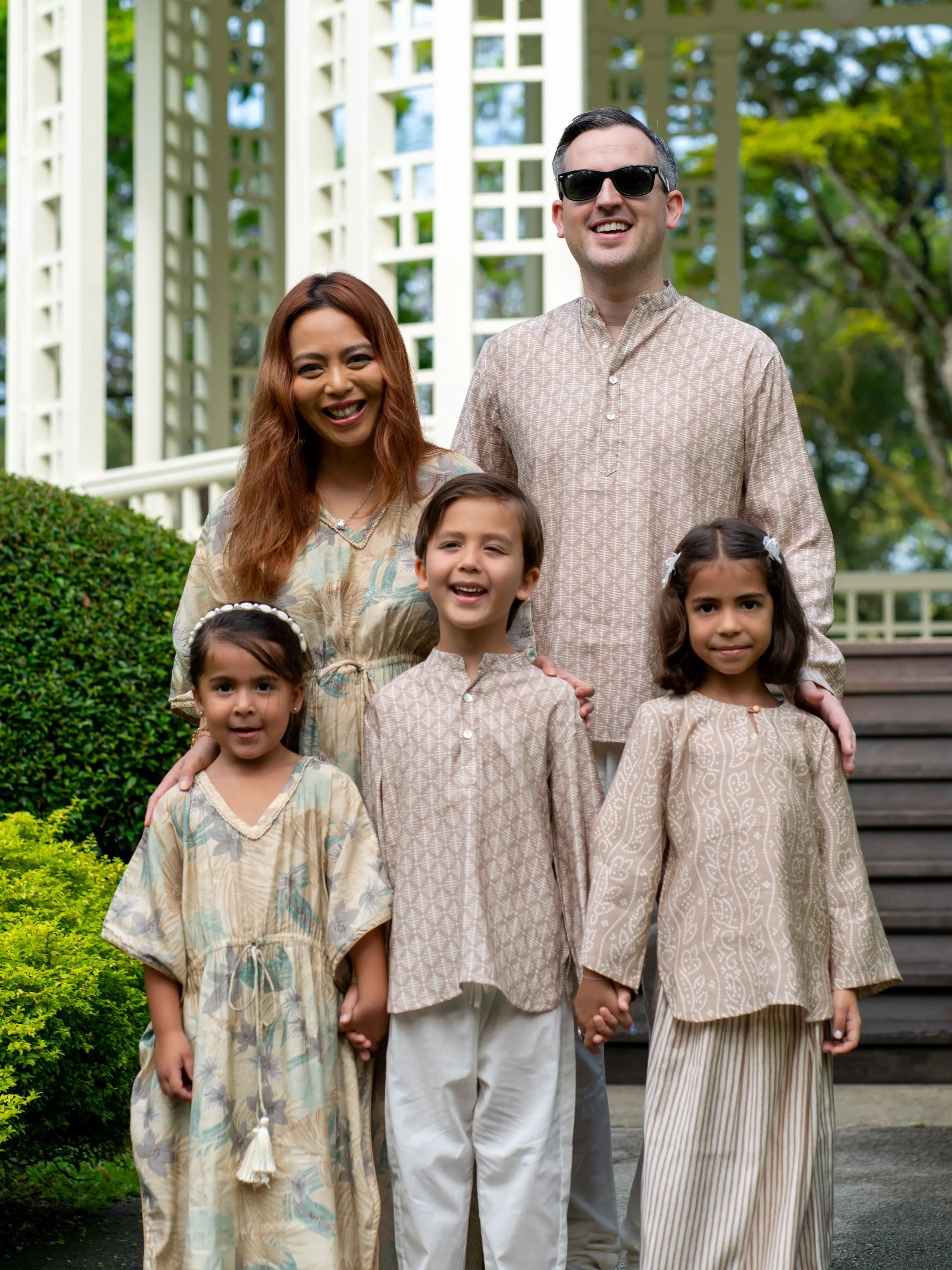 Samar Girls Baju Kurung Kedah Set in Beige & White Nimbu