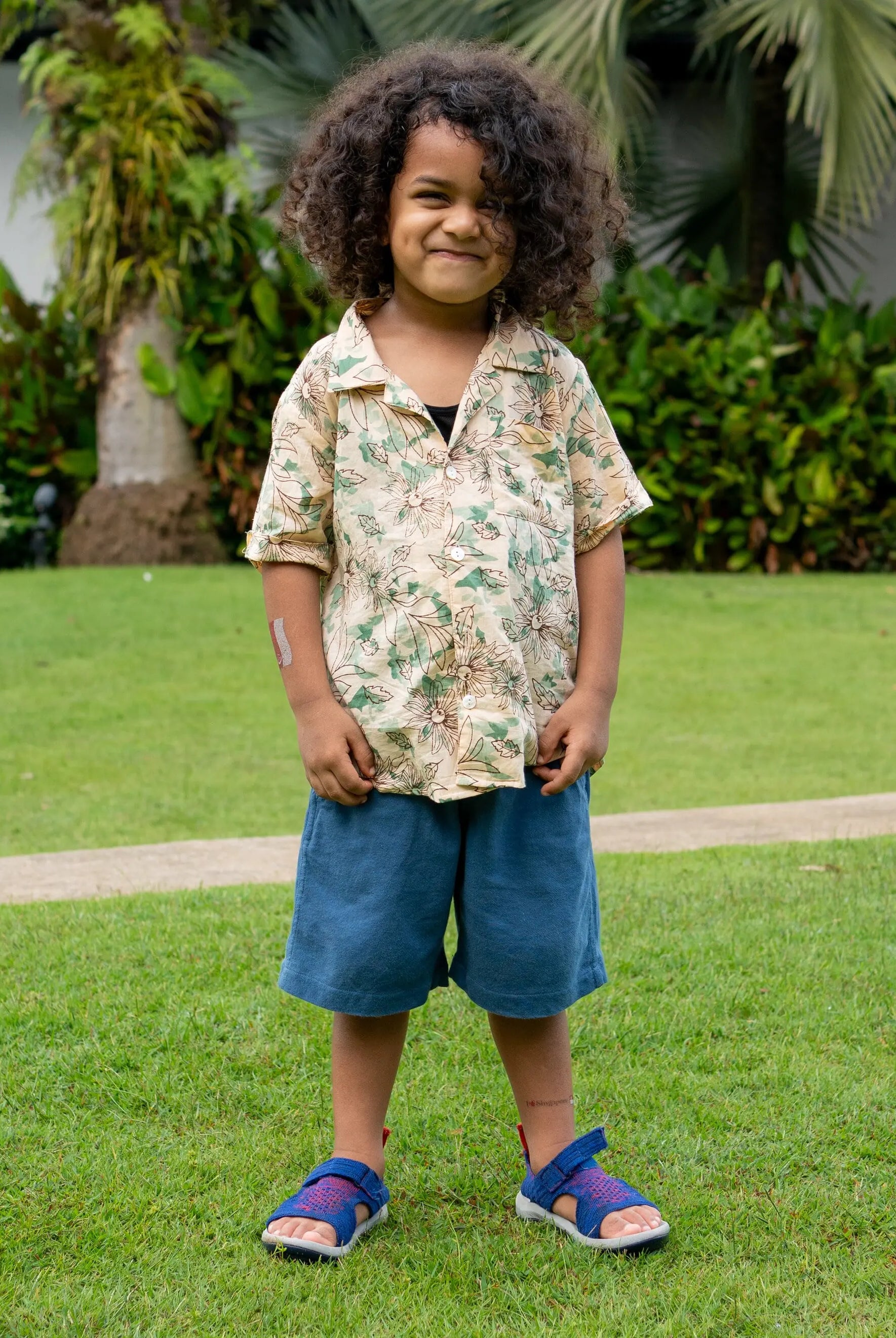 Bali Green Unisex Kids Cotton Shirt in Hawaiian Collar Nimbu