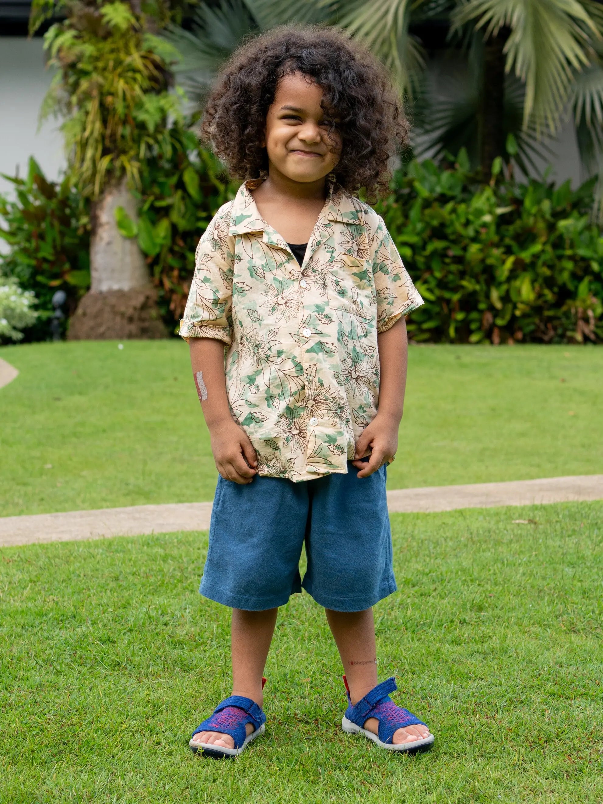 Bali Green Unisex Kids Cotton Shirt in Hawaiian Collar Nimbu