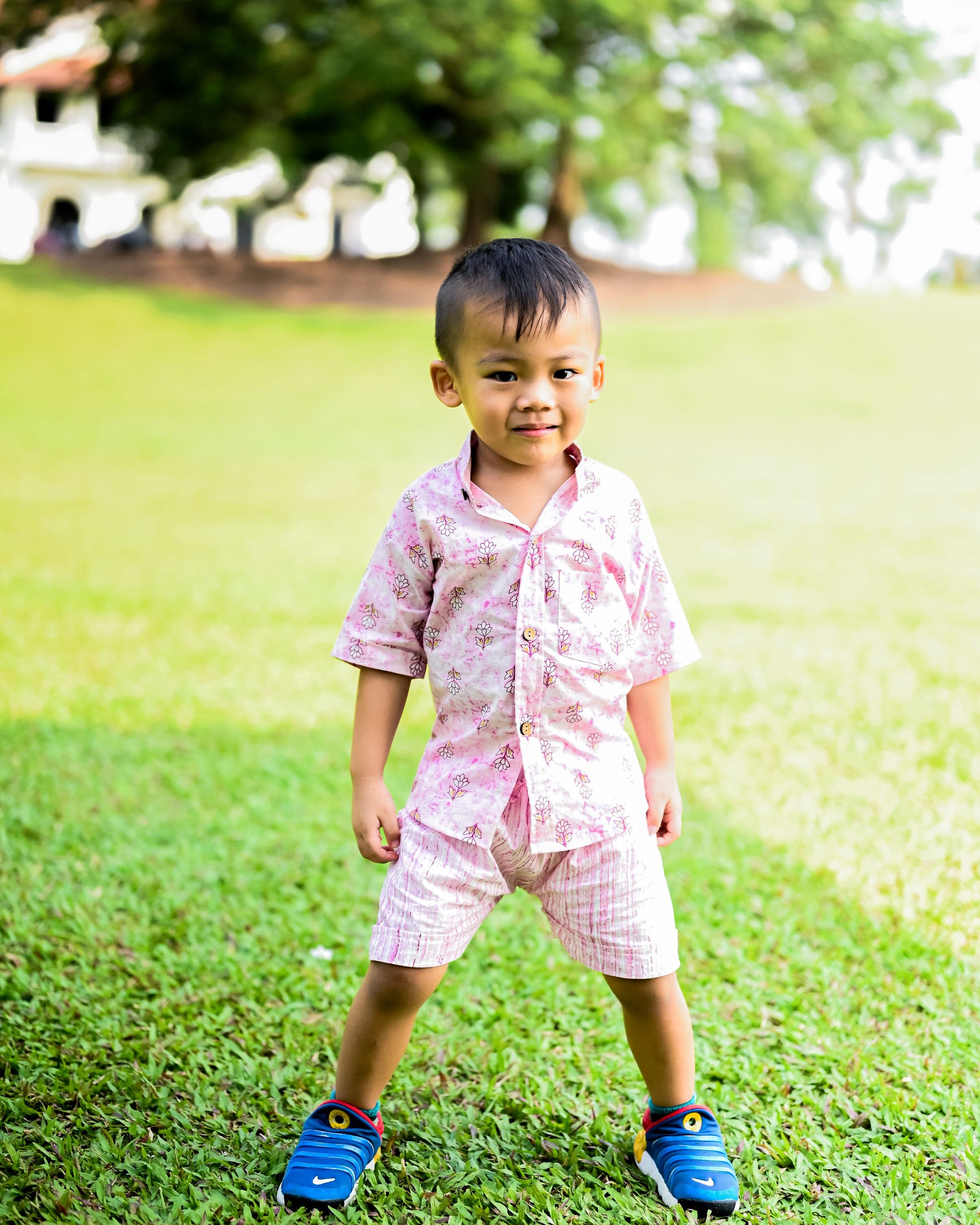 Berry purple unisex shirt - Nimbu Kids. Casual Wear. Summer Clothes.