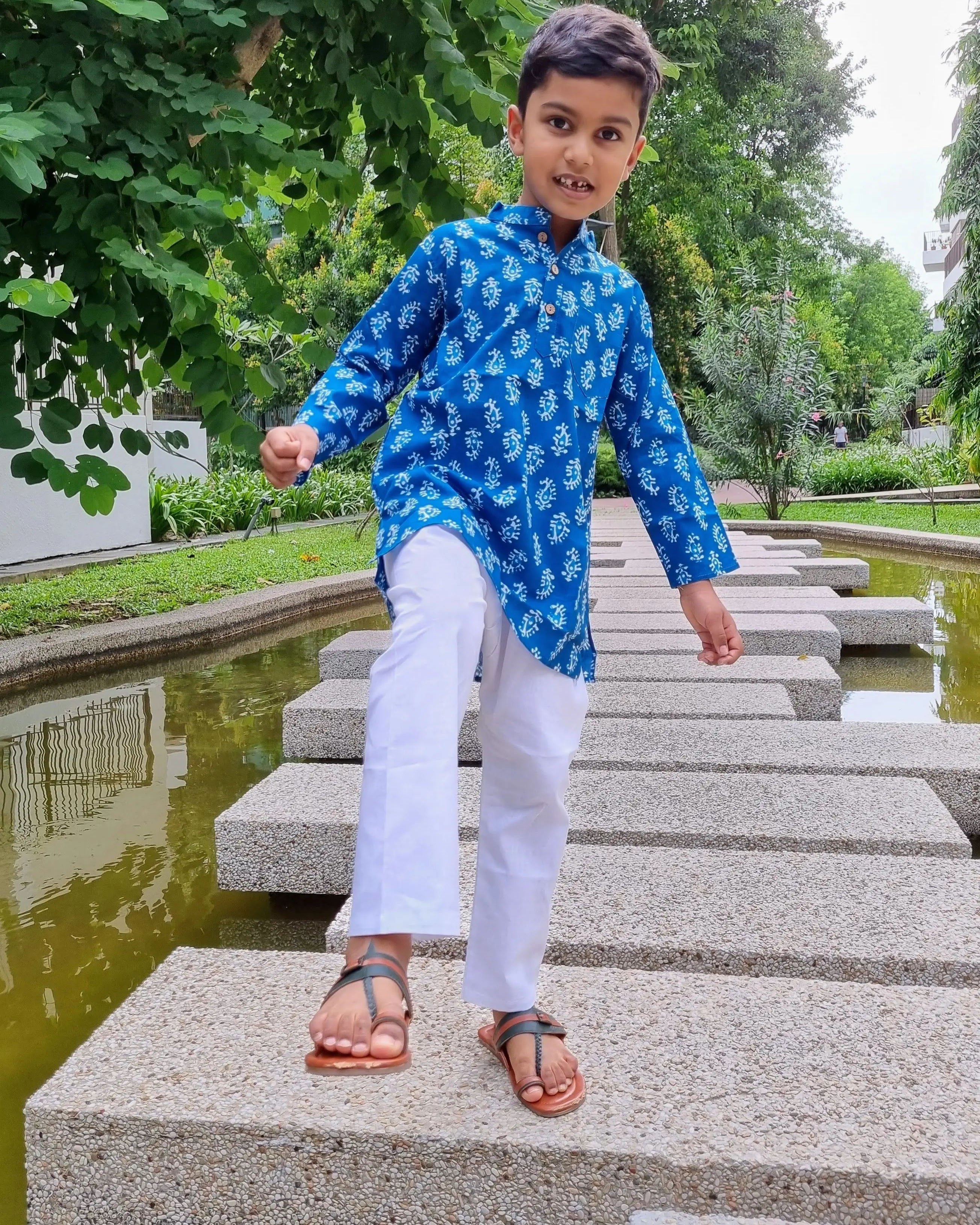 Blue Paisley Kurta Pajama Set Nimbu kids