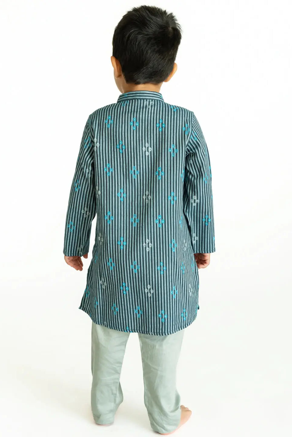 Arth Indigo Stripes Cotton Kurta Pajama Set in Blue & Silver