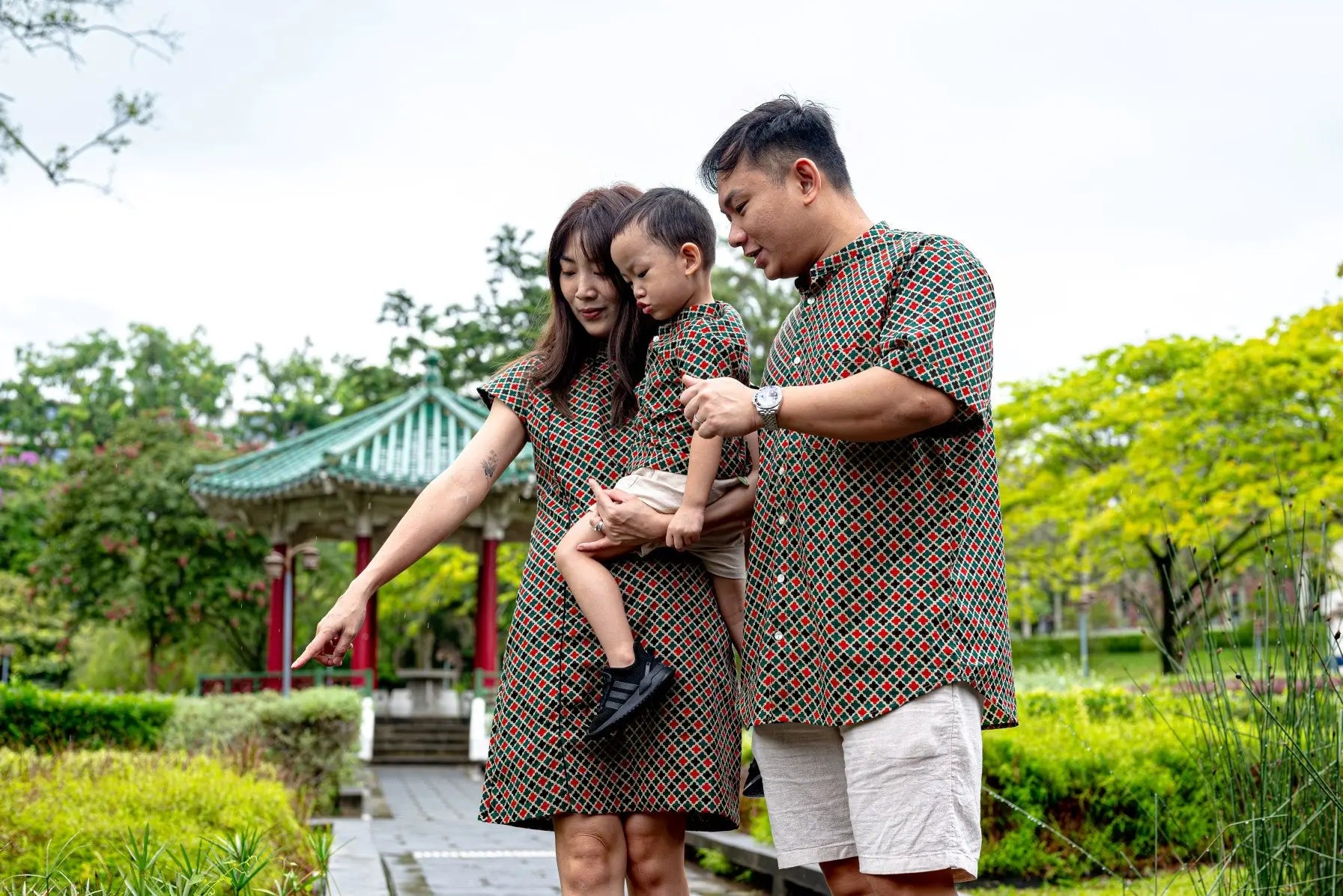 Gingham Boys Cotton Shirt in Checkered Green Nimbu