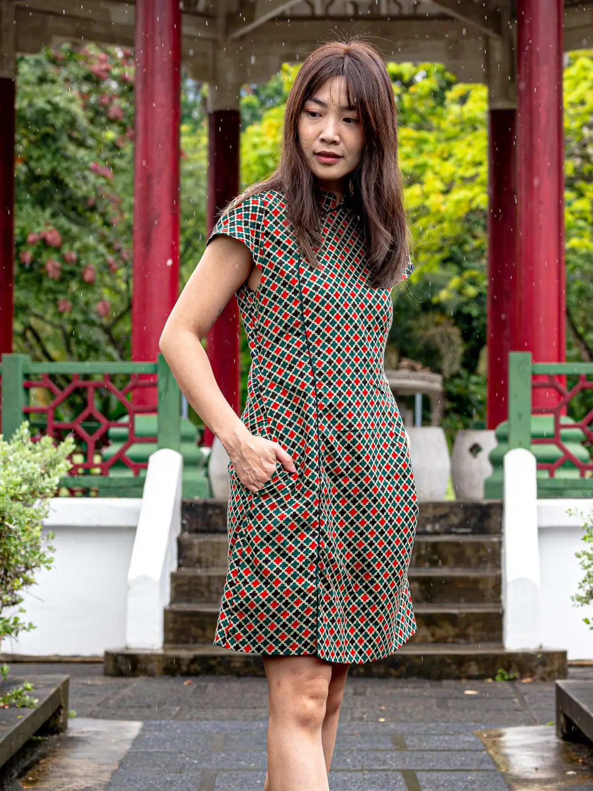 Gingham Women's Cheongsam Dress with Pockets in Checkered Green Nimbu