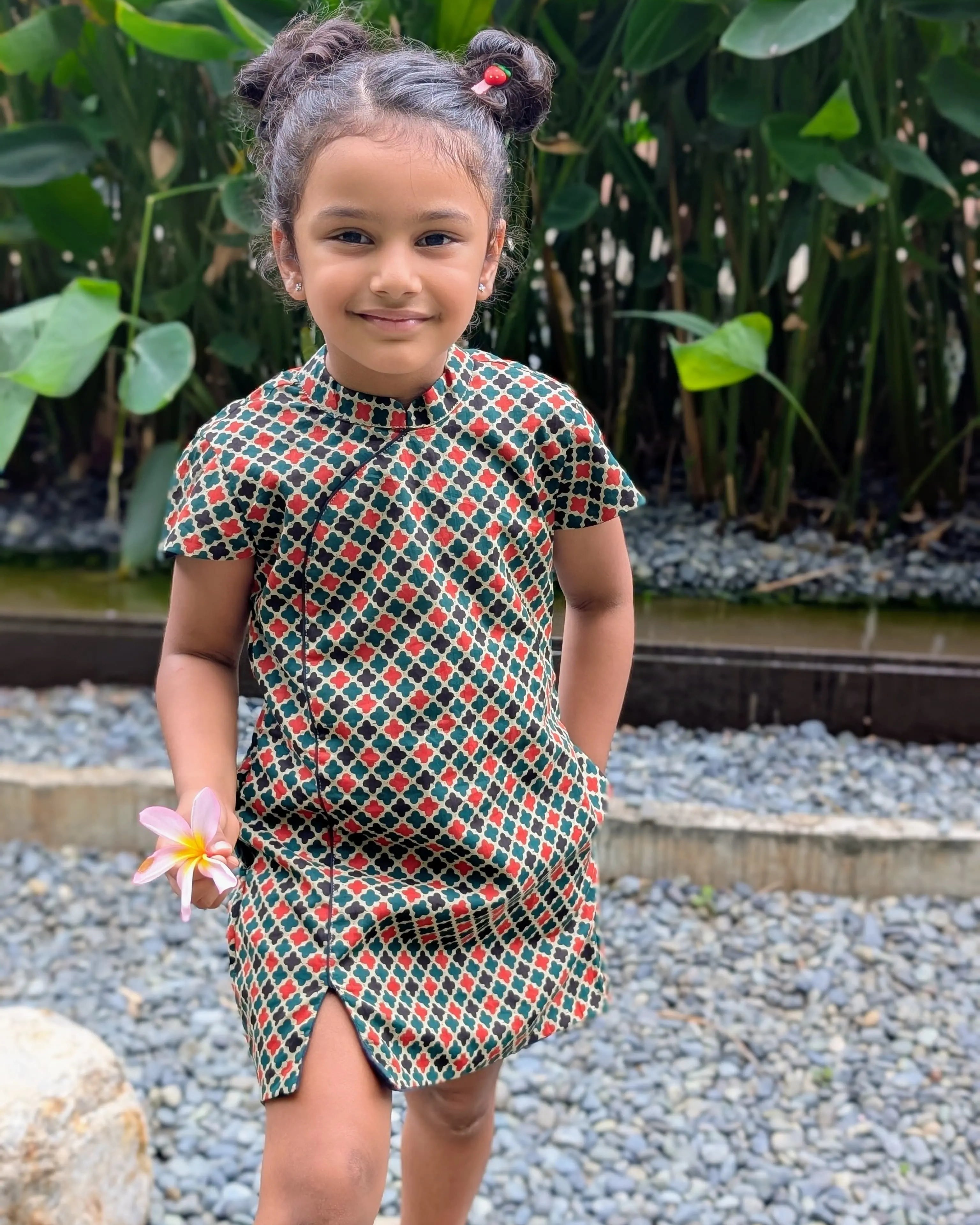 Gingham Girls Cotton Cheongsam Dress in Checkered Green Nimbu