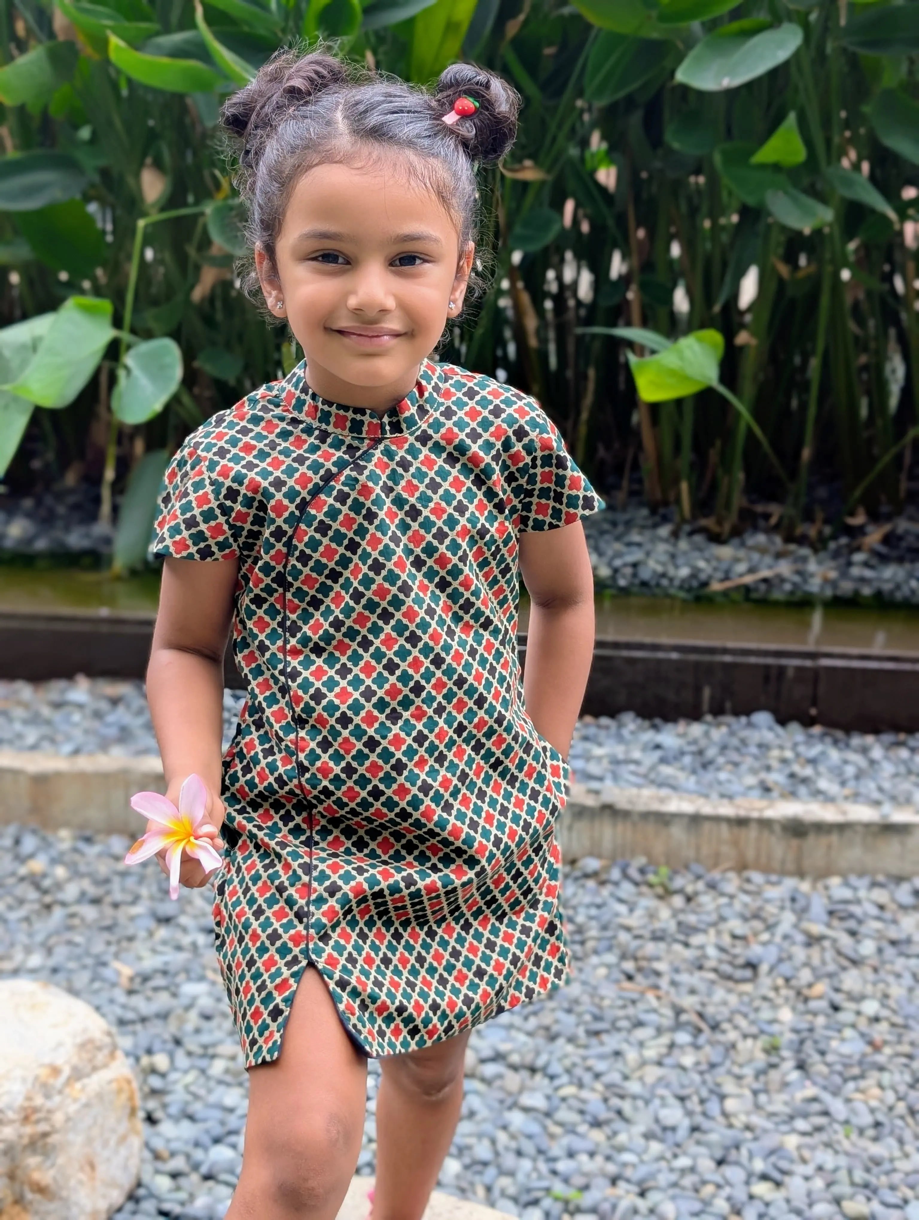 Gingham Girls Cotton Cheongsam Dress in Checkered Green Nimbu