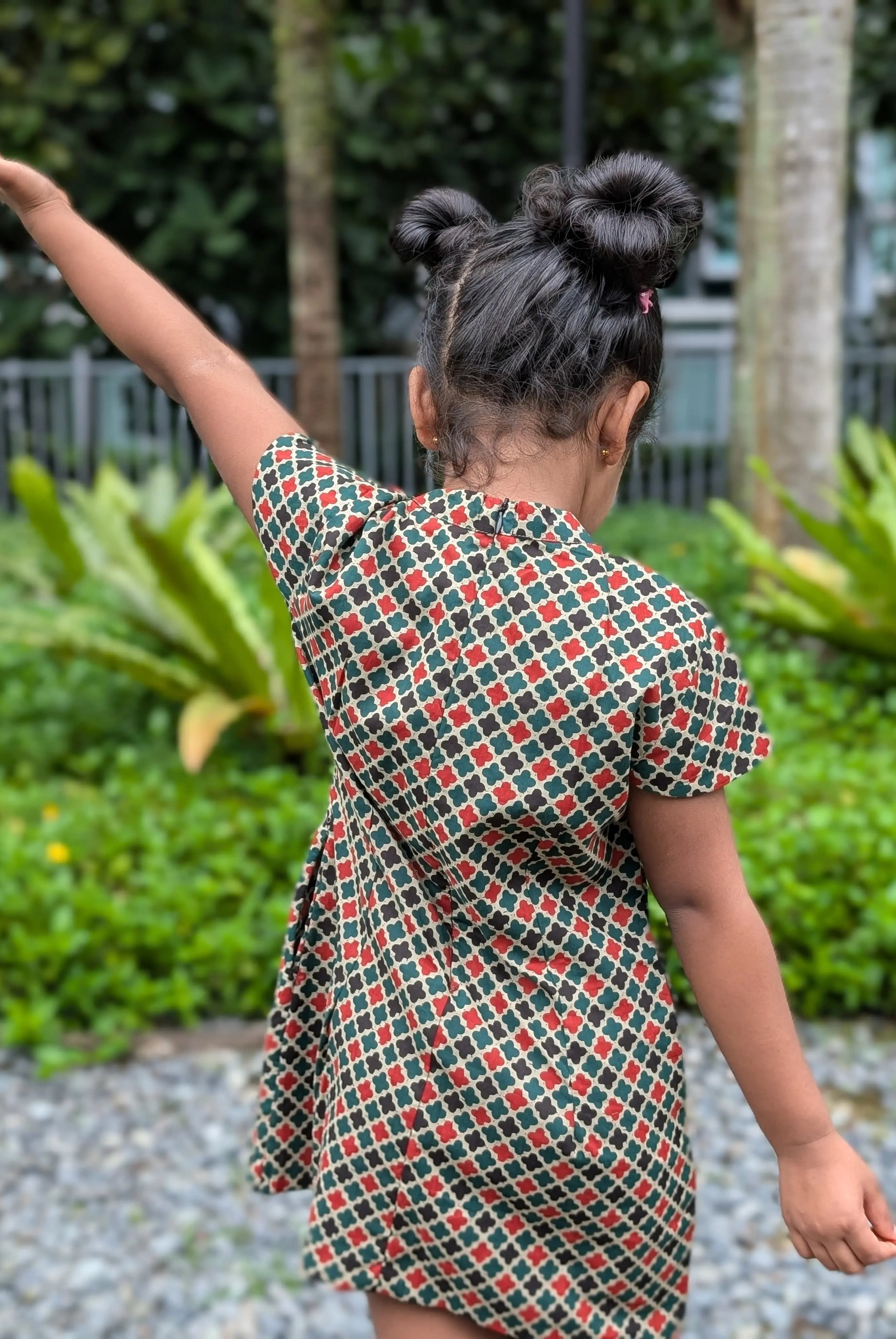 Gingham Girls Cotton Cheongsam Dress in Checkered Green Nimbu