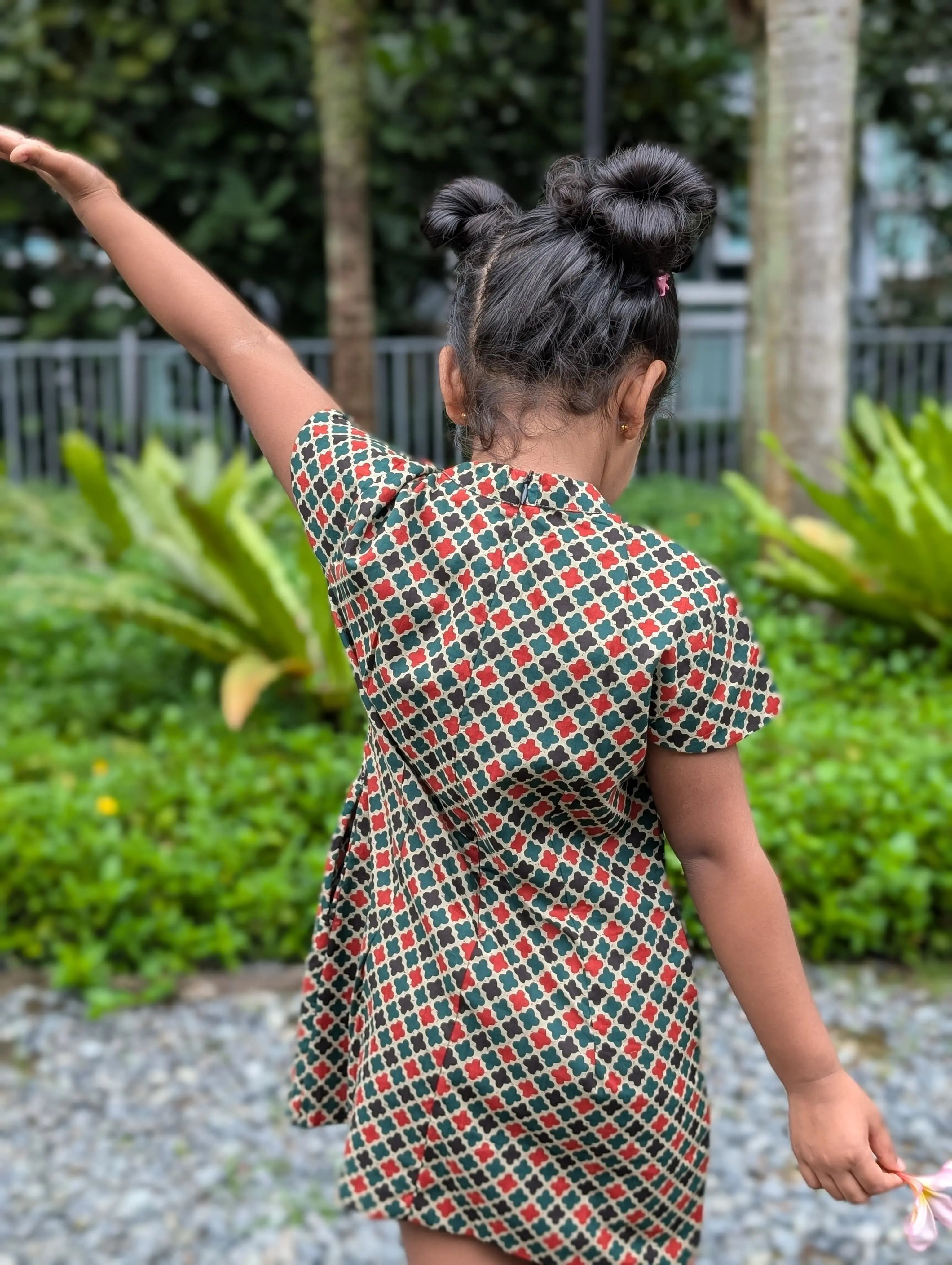 Gingham Girls Cotton Cheongsam Dress in Checkered Green Nimbu