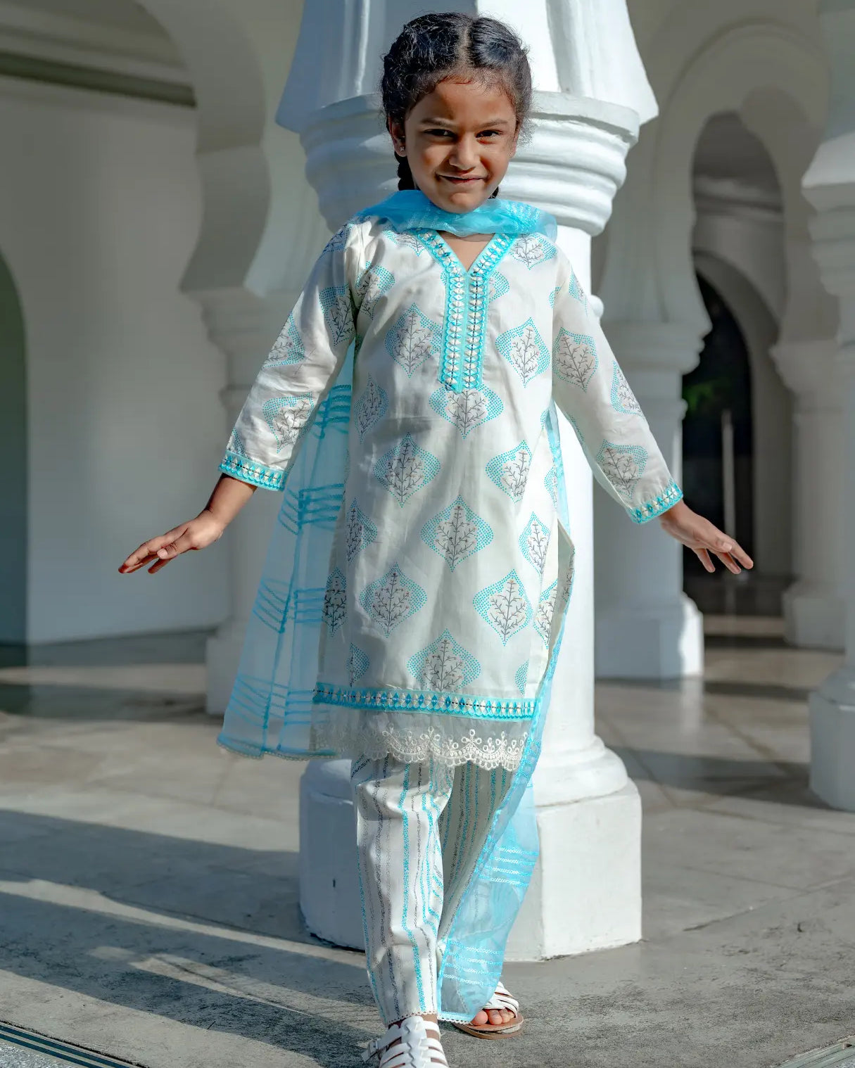 Gul Blue Girls Kurti with Pants Set in Cotton with Net Dupatta Nimbu