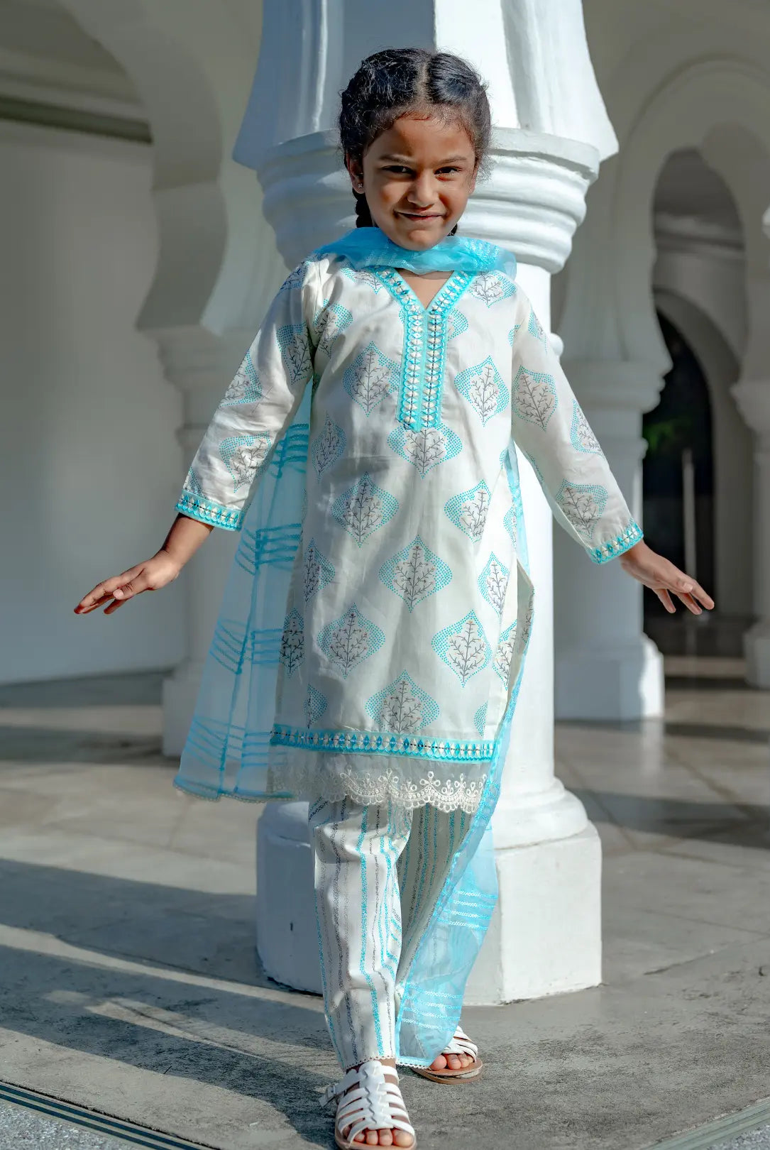 Gul Blue Girls Kurti with Pants Set in Cotton with Net Dupatta Nimbu