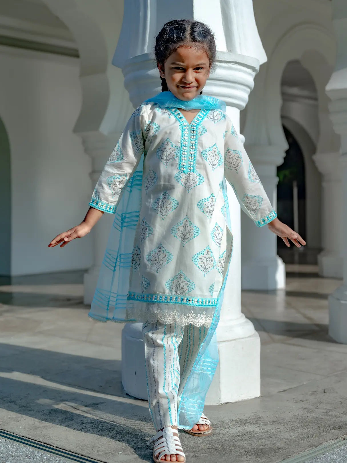 Gul Blue Girls Kurti with Pants Set in Cotton with Net Dupatta Nimbu