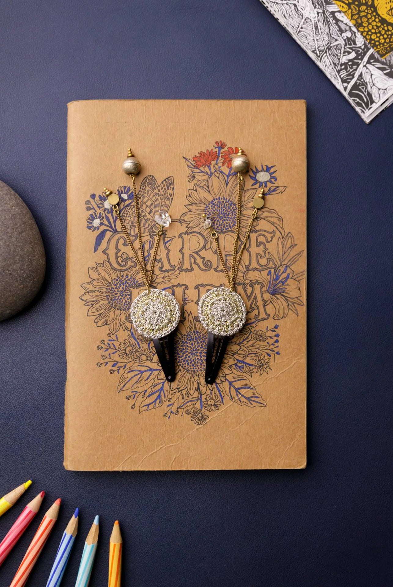 crochet hair clip for girls in golden & Silver