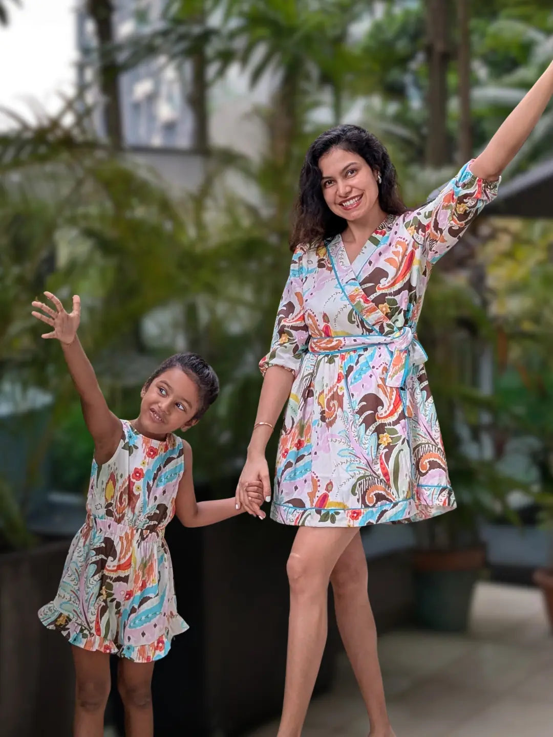 Havana White Unicorn Women Short Dress in Cotton Nimbu