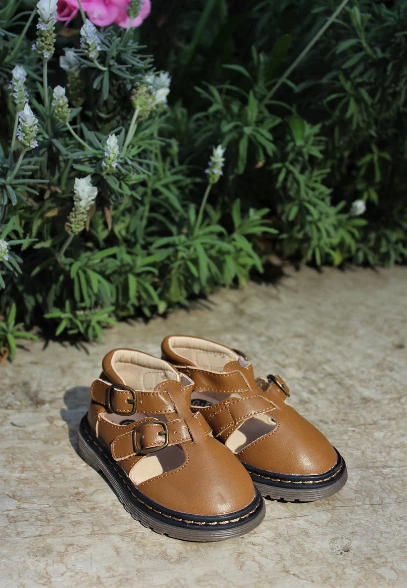 One, Two, Buckle my Shoe - Brown - Nimbu Kids