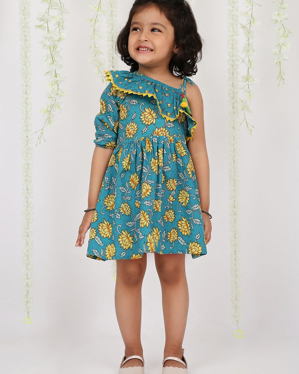 Kamal off shoulder frock in green