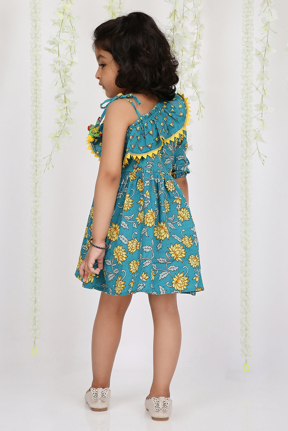 Kamal off shoulder frock in green