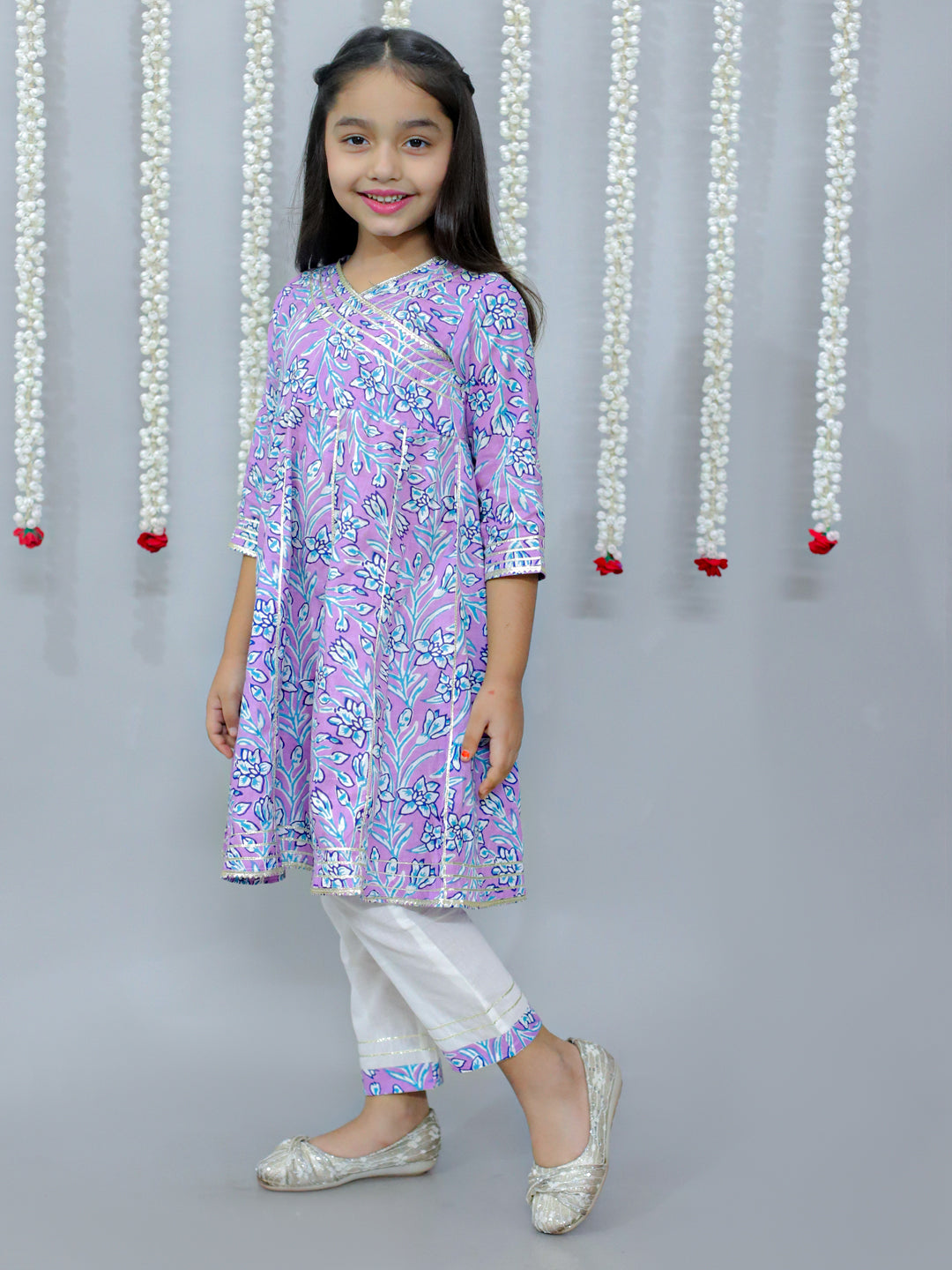 Lavender Fields Girls Cotton Kurta And Pants