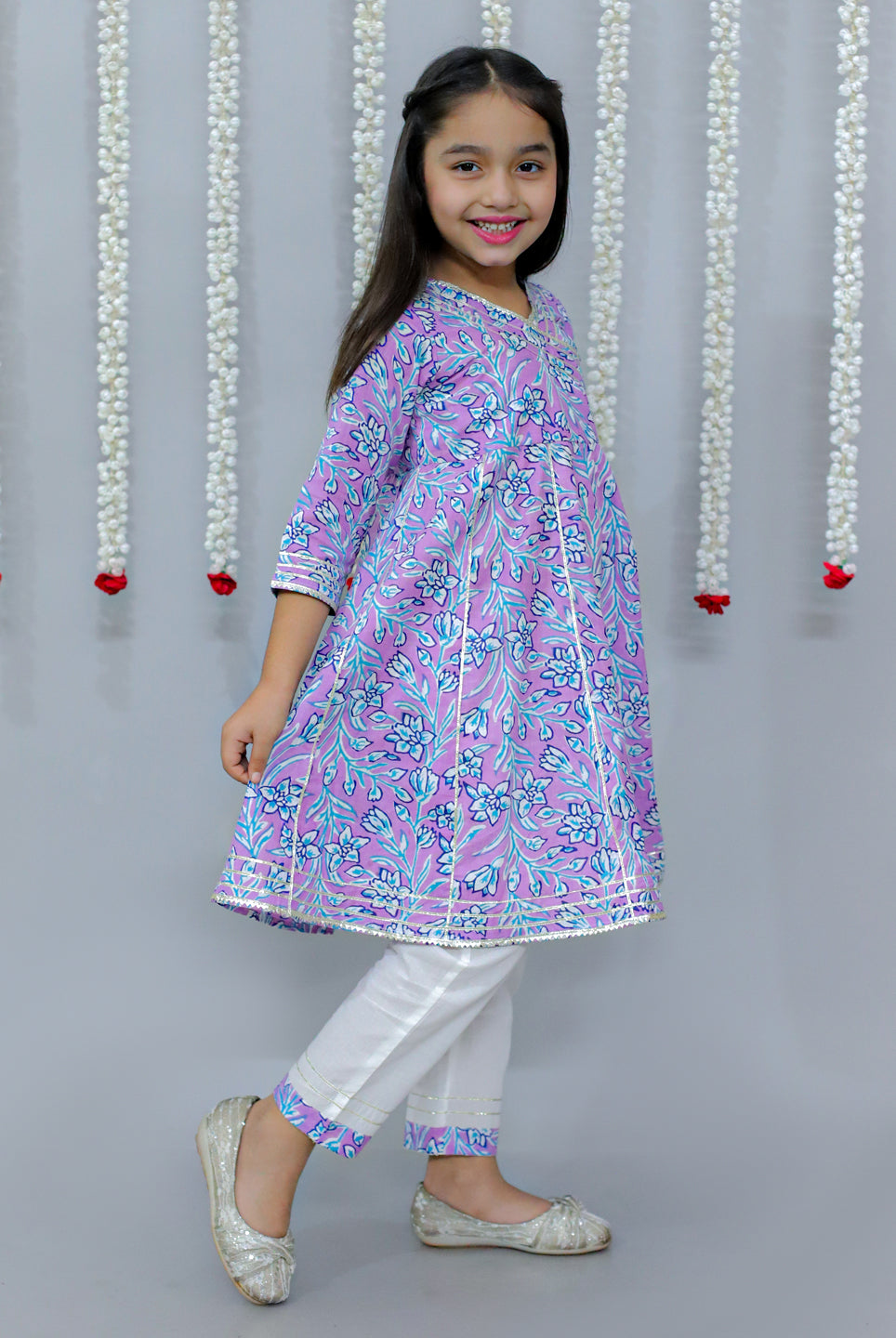 Lavender Fields Girls Cotton Kurta And Pants
