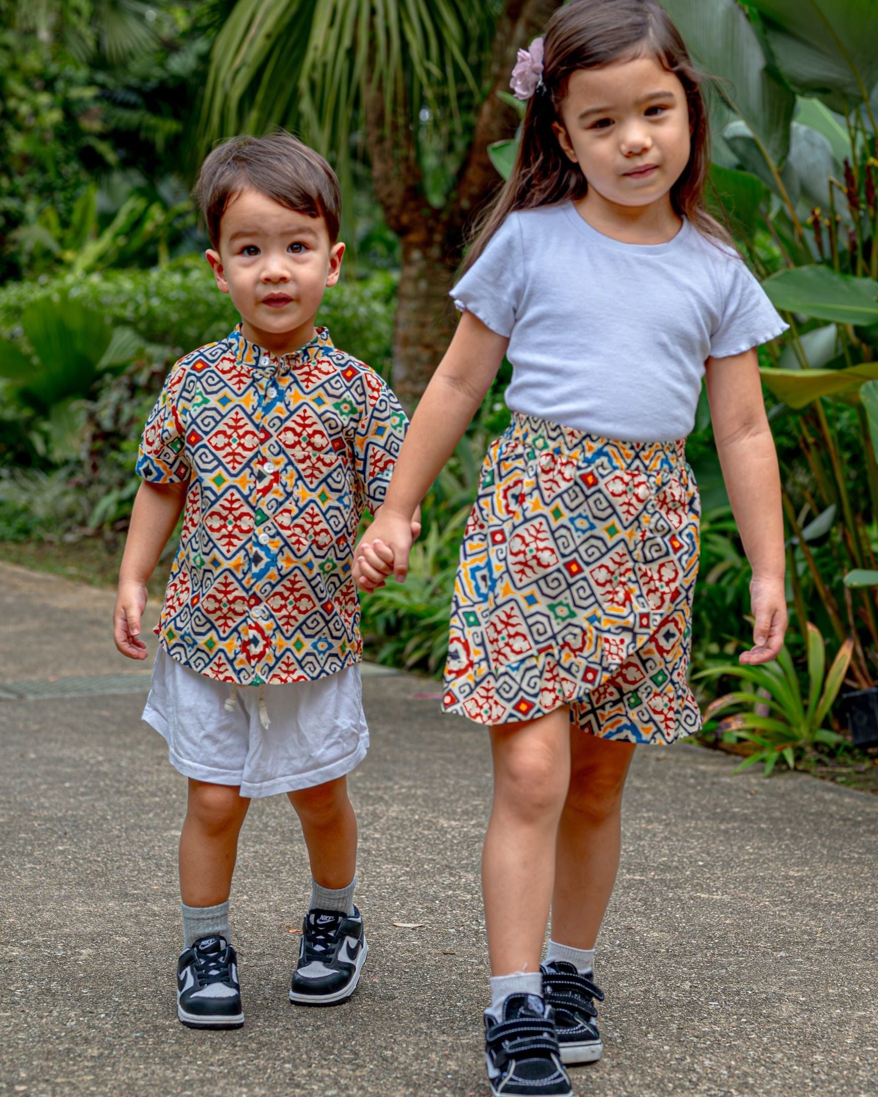 Spain Girls Cotton Skorts and Spain Kids Unisex Cotton Shirt in Mandarin Collar - Nimbu Kids