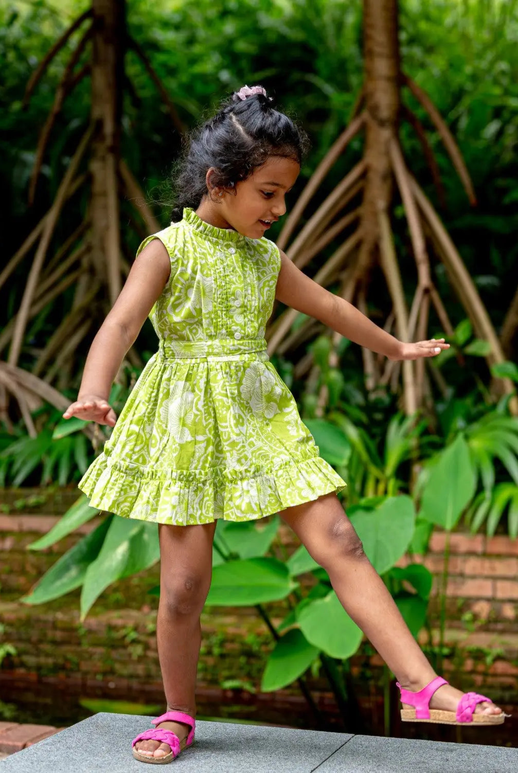 Kyra Girls Pintuck Dress in Lime Green Nimbu