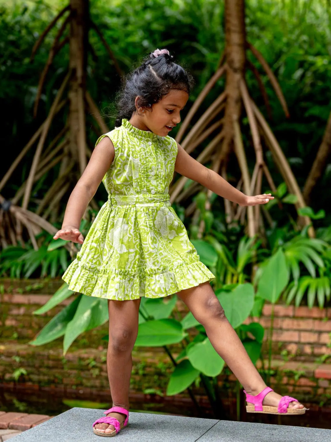 Kyra Girls Pintuck Dress in Lime Green Nimbu