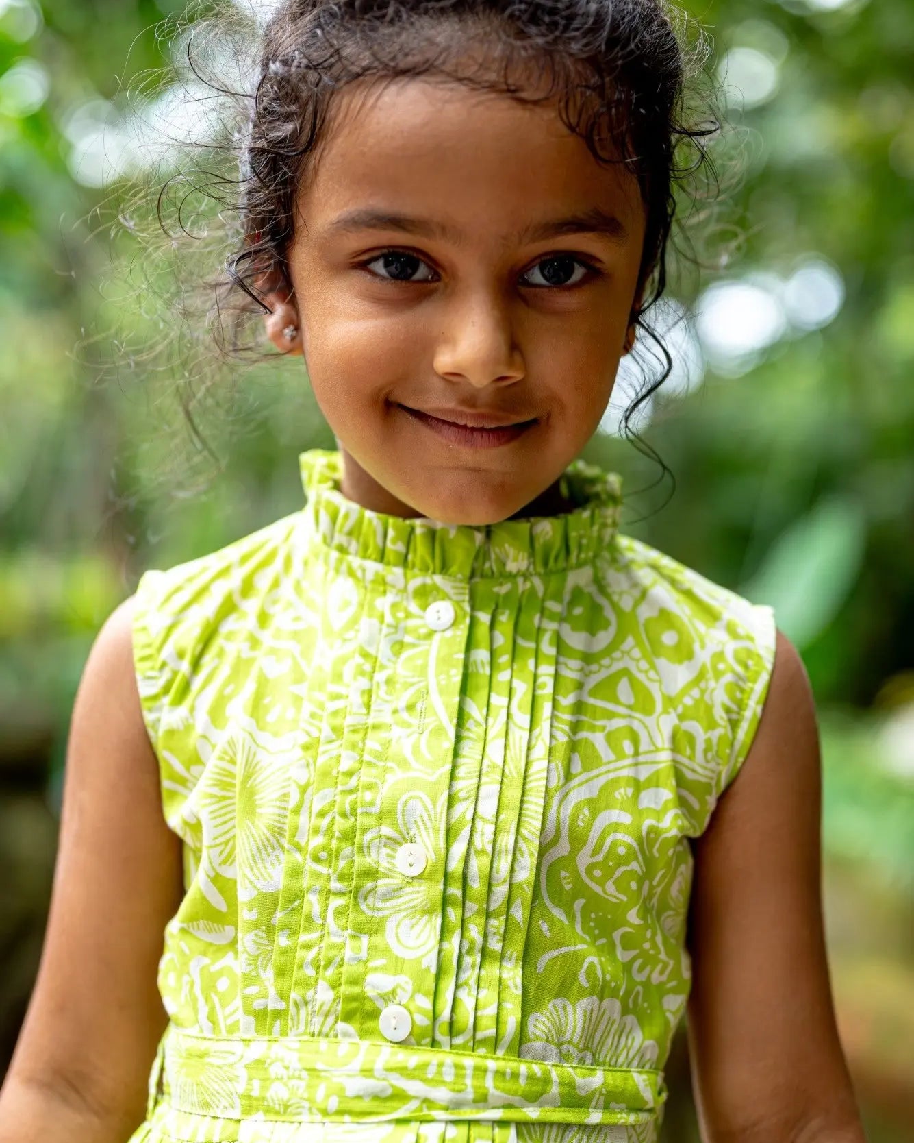 Kyra Girls Pintuck Dress in Lime Green Nimbu