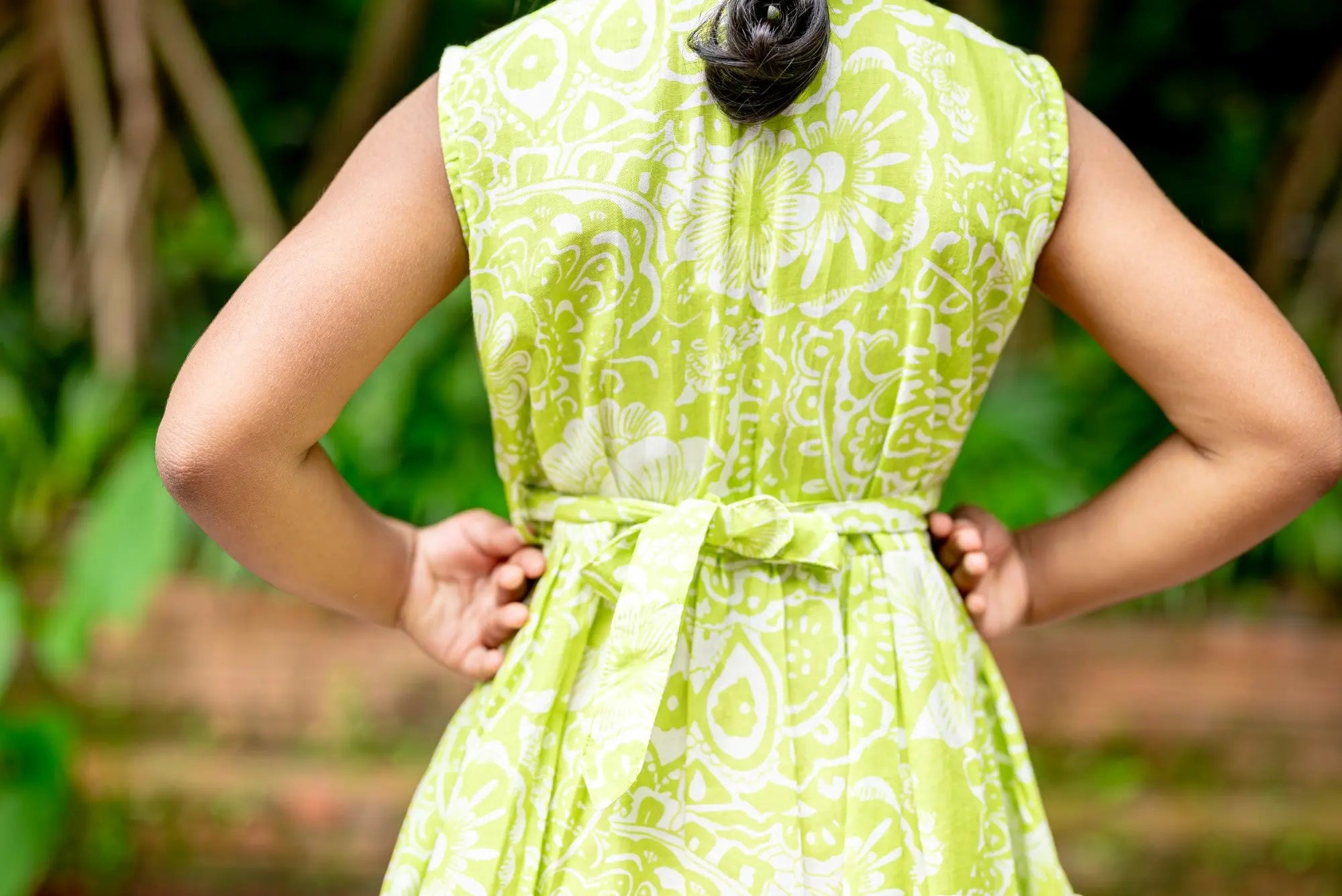 Kyra Girls Pintuck Dress in Lime Green Nimbu