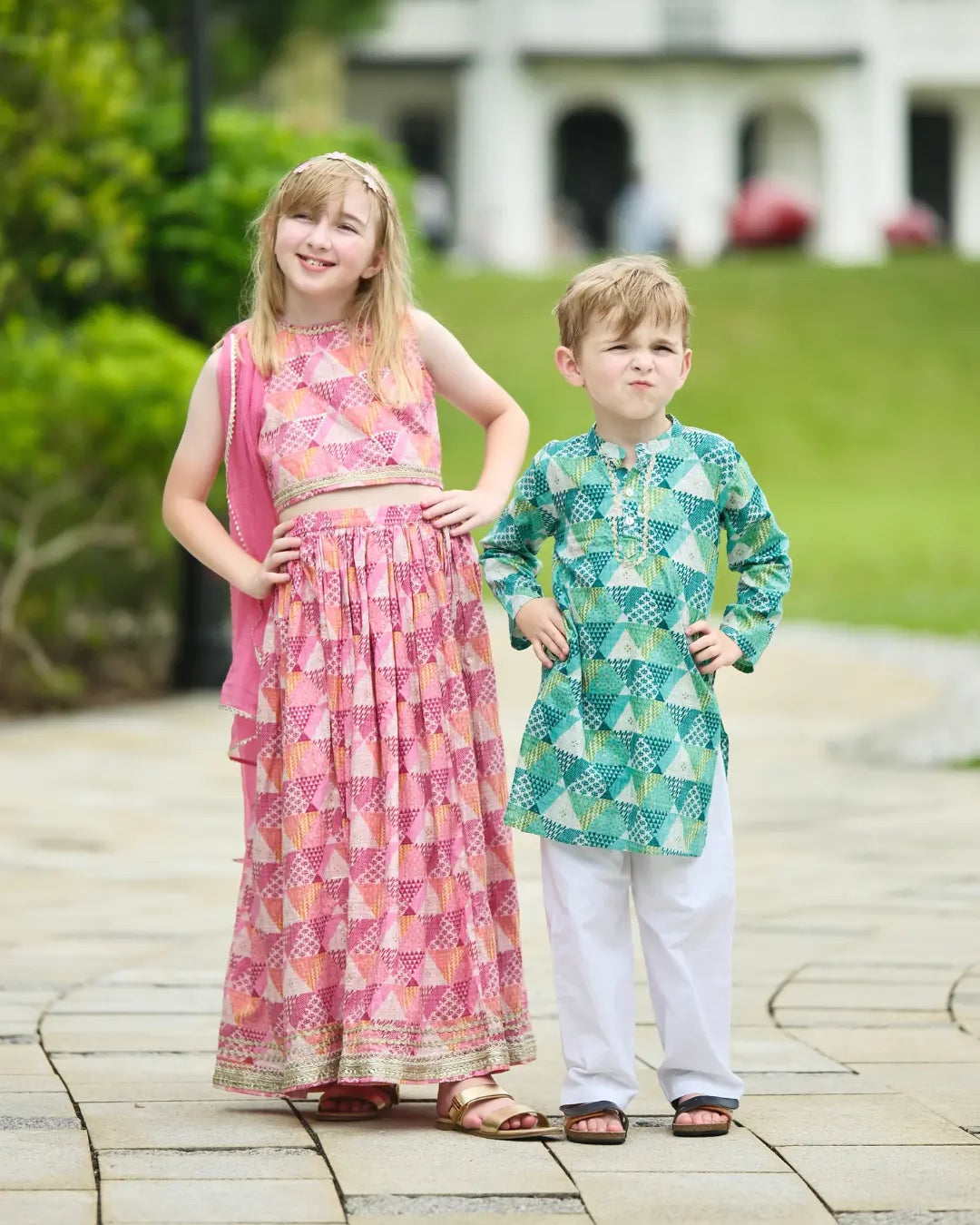 Mehak Pink Girls Sleeveless Sequinned Lehenga Set with Dupatta in Cotton Nimbu