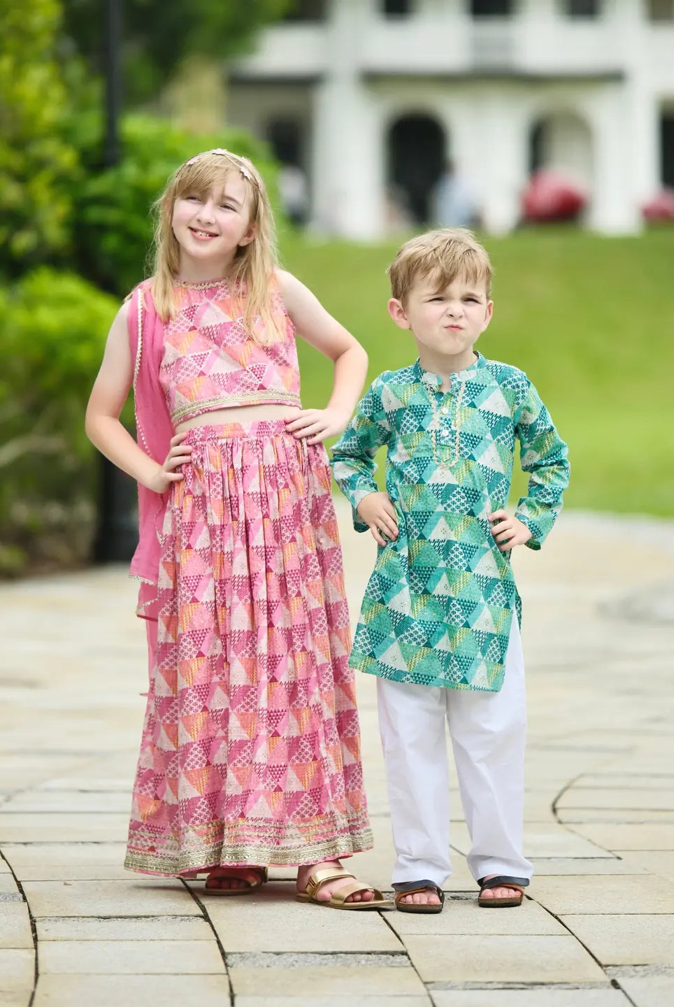 Mehak Pink Girls Sleeveless Sequinned Lehenga Set with Dupatta in Cotton Nimbu