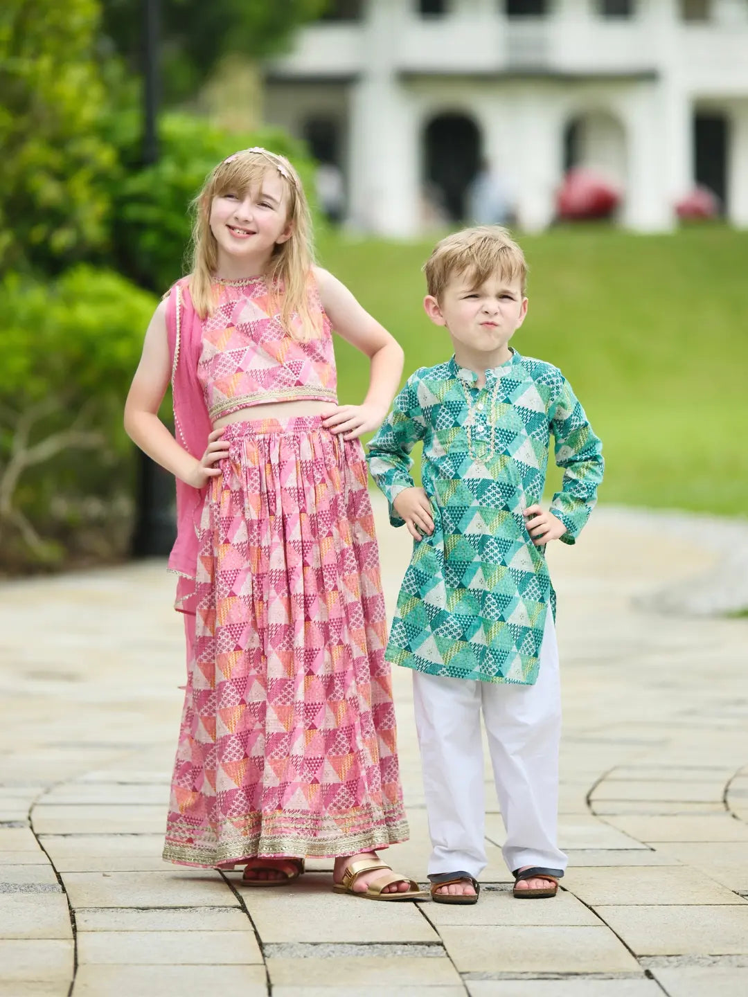 Mehak Pink Girls Sleeveless Sequinned Lehenga Set with Dupatta in Cotton Nimbu