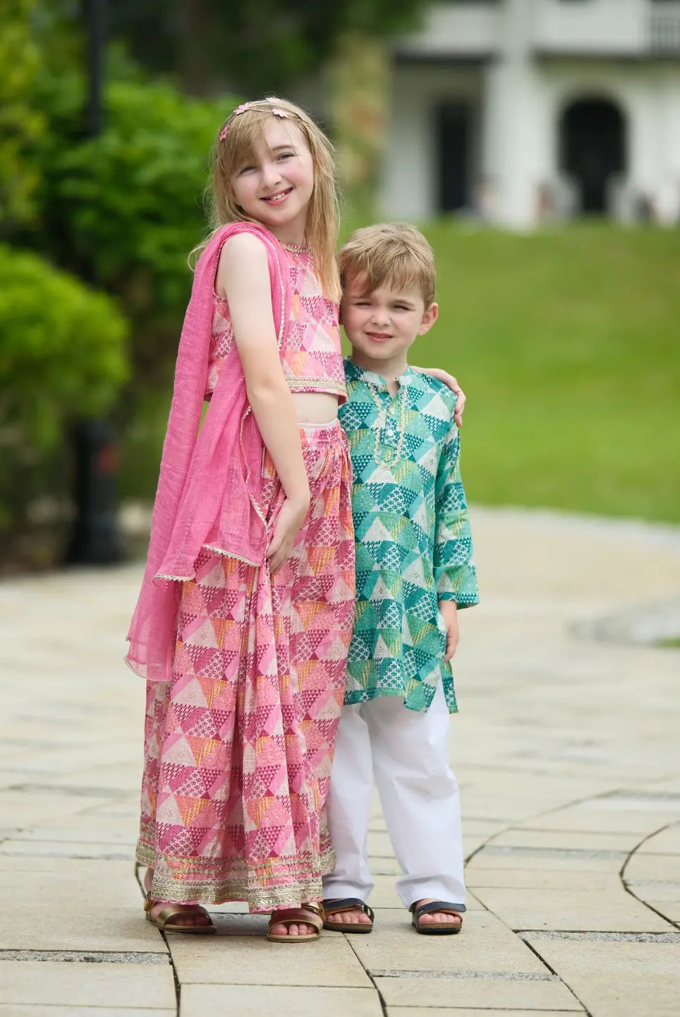 Mehak Pink Girls Sleeveless Sequinned Lehenga Set with Dupatta in Cotton Nimbu