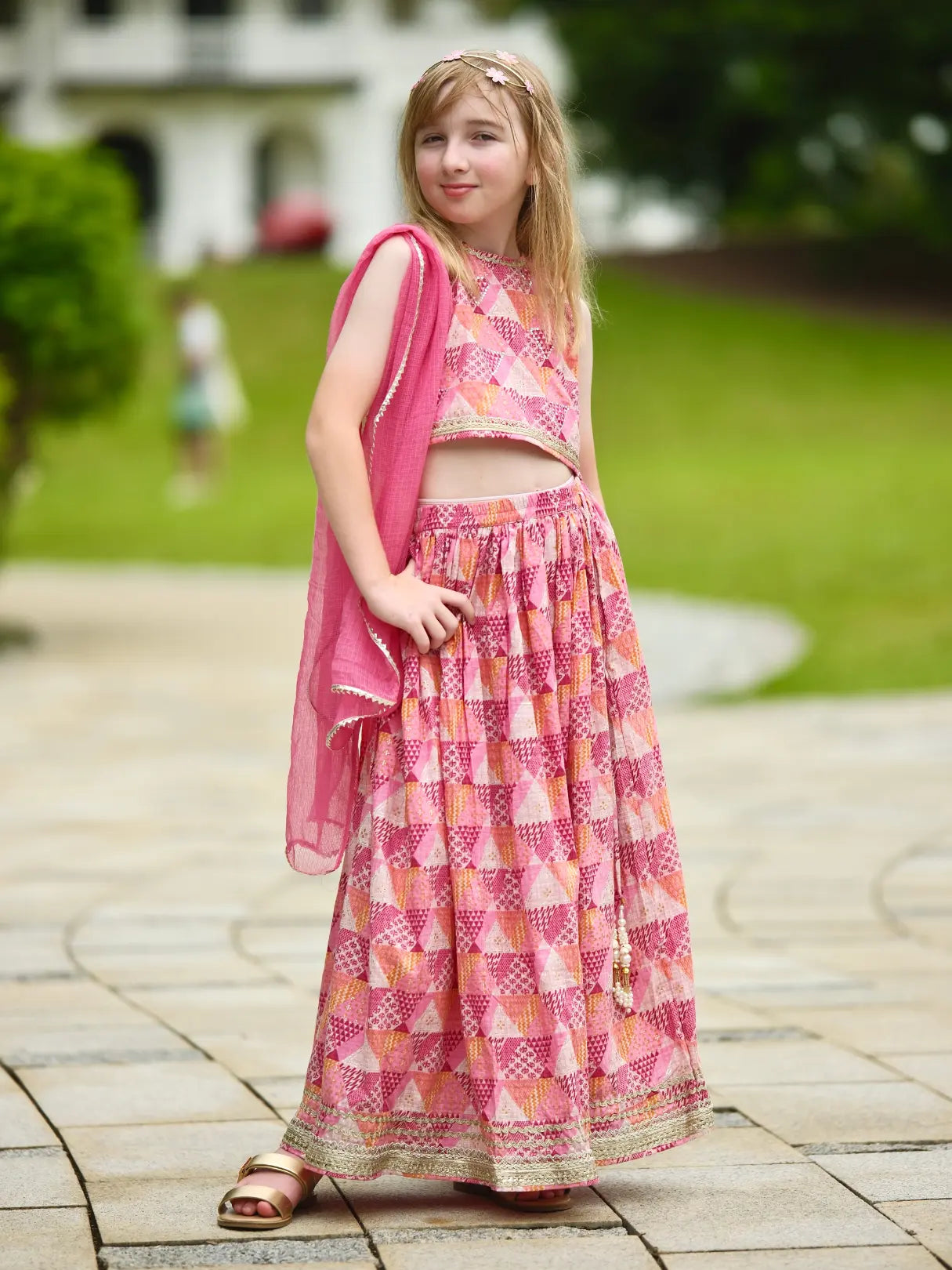 Mehak Pink Girls Sleeveless Sequinned Lehenga Set with Dupatta in Cotton Nimbu