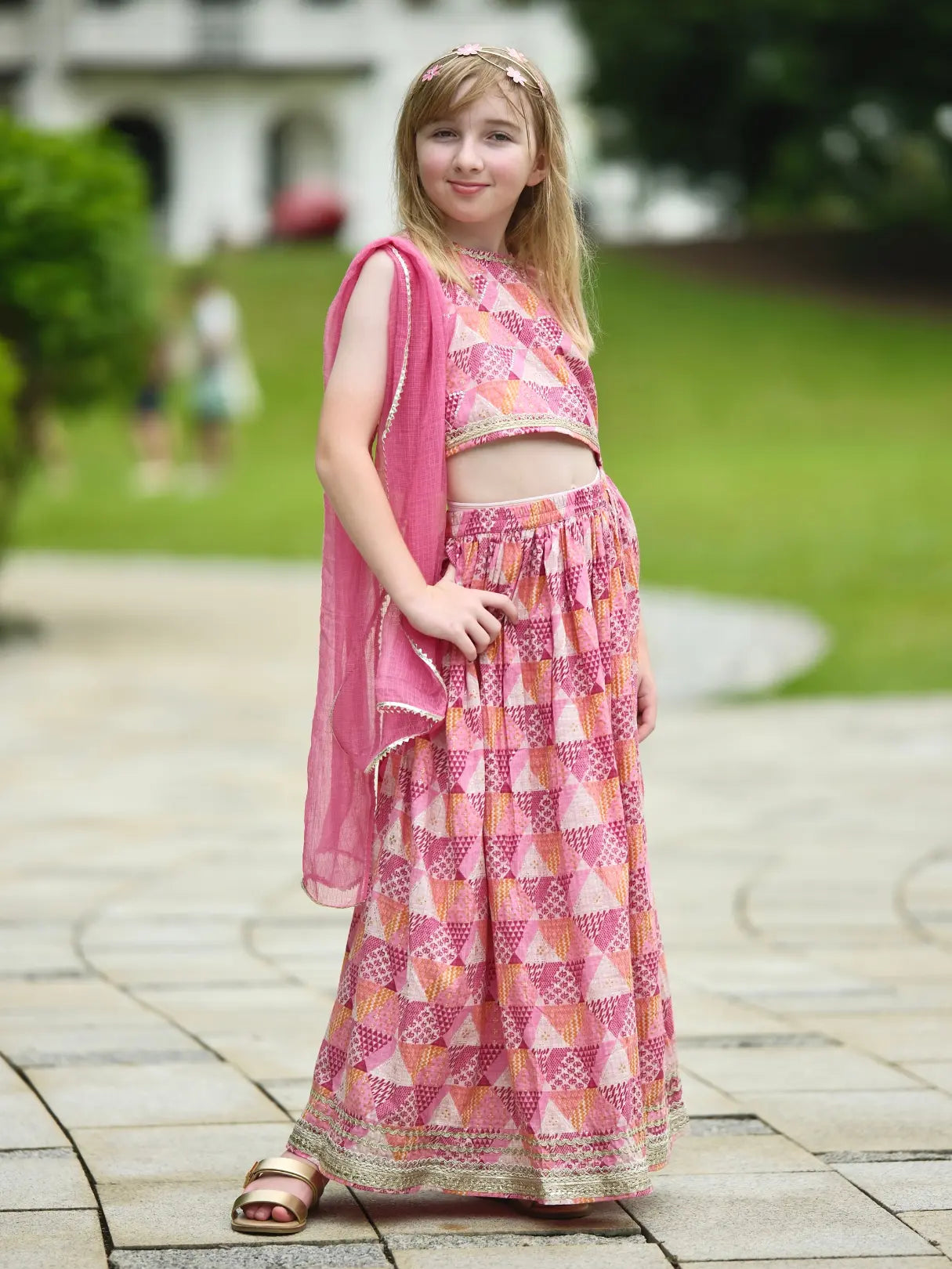 Mehak Pink Girls Sleeveless Sequinned Lehenga Set with Dupatta in Cotton Nimbu