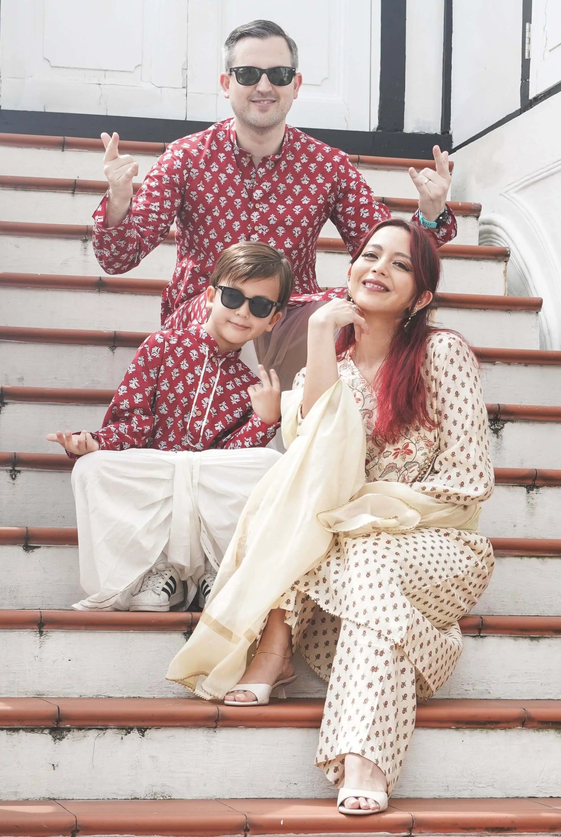 Jashn Handblock Booti Mens Kurta Pajama in Cotton