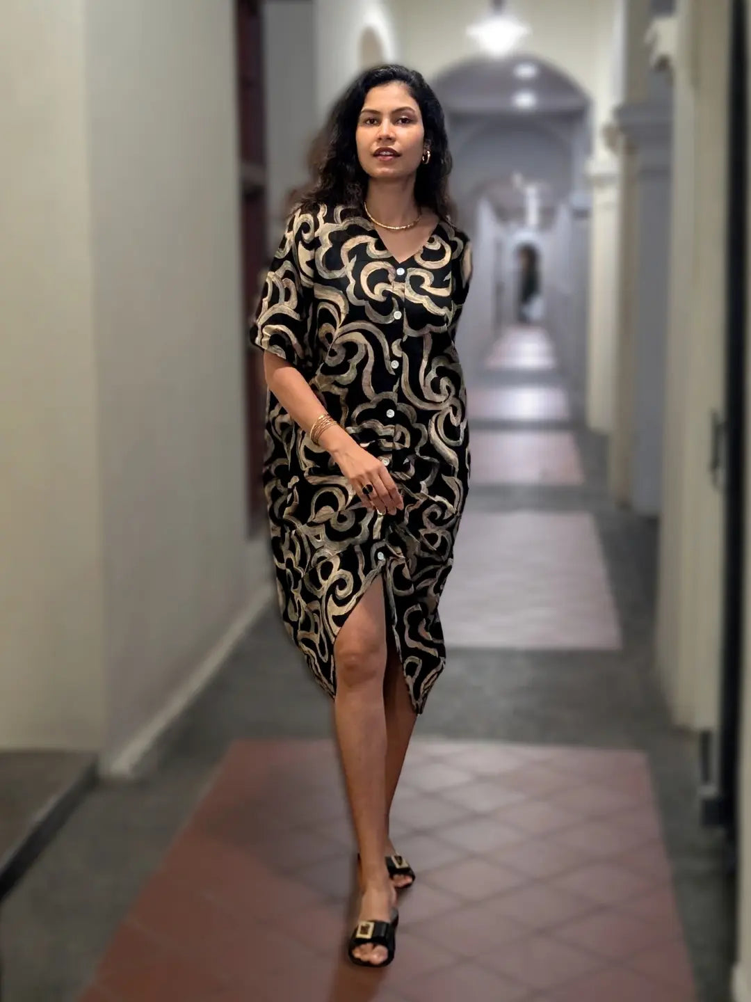 Mira Noir Women Short Kaftan in Cotton Nimbu