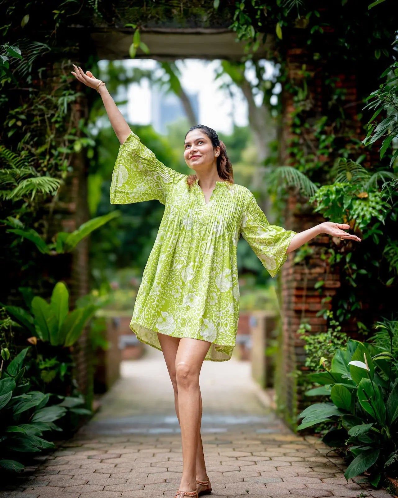 Kyra Breezy Pintuck Dress in Lime Green Nimbu