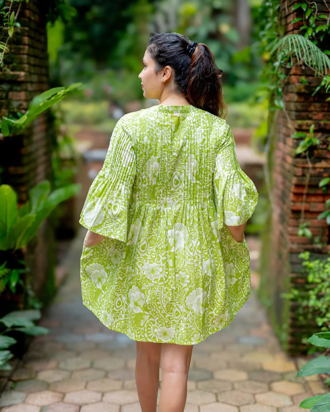 Kyra Breezy Pintuck Dress in Lime Green Nimbu