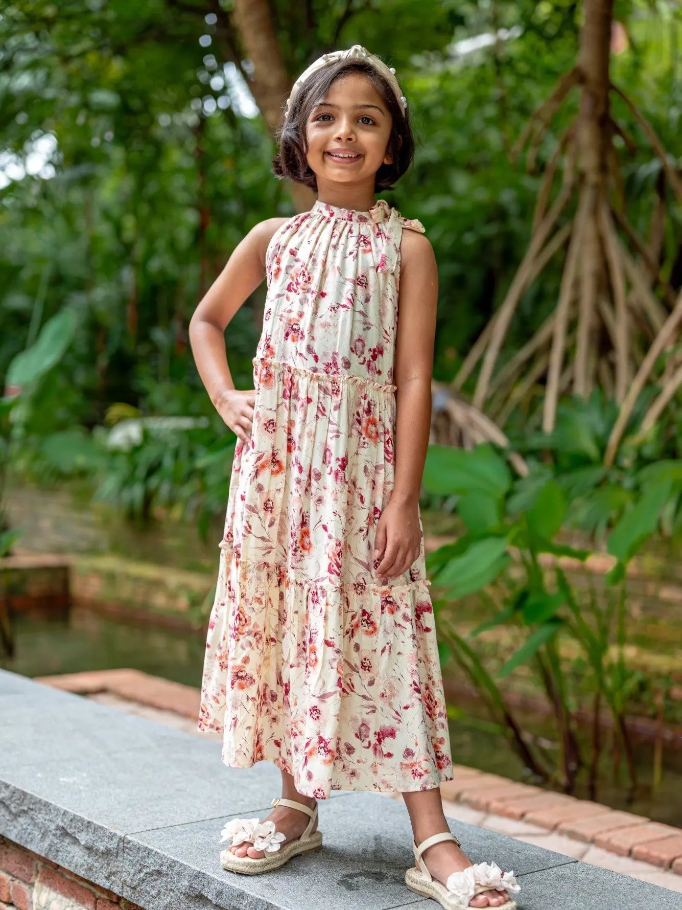 Elsa Girls Red Flowy Dress in Muslin Cotton Nimbu