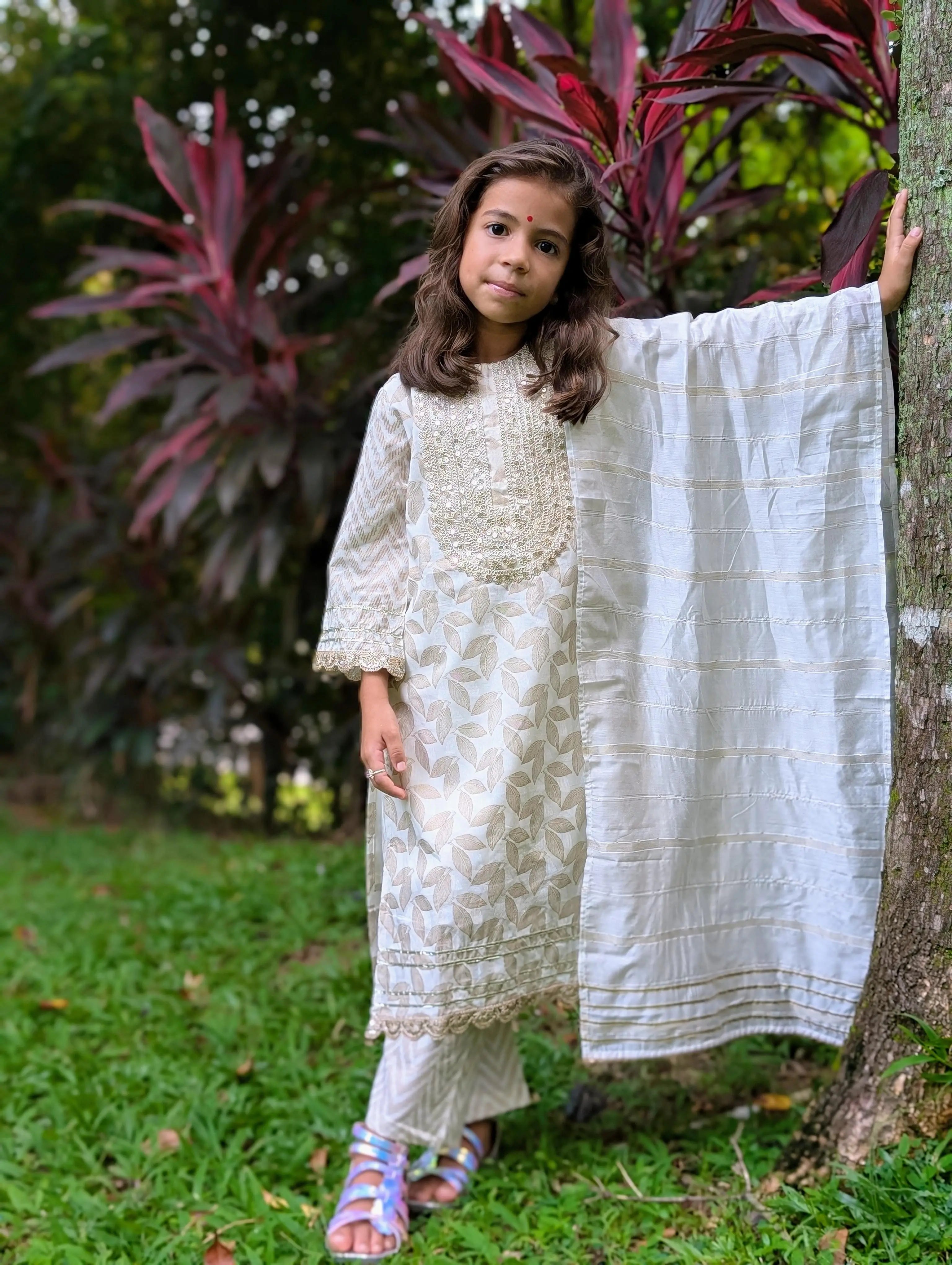 Zoya Girls White & Gold Kurta Salwar in Cotton Nimbu