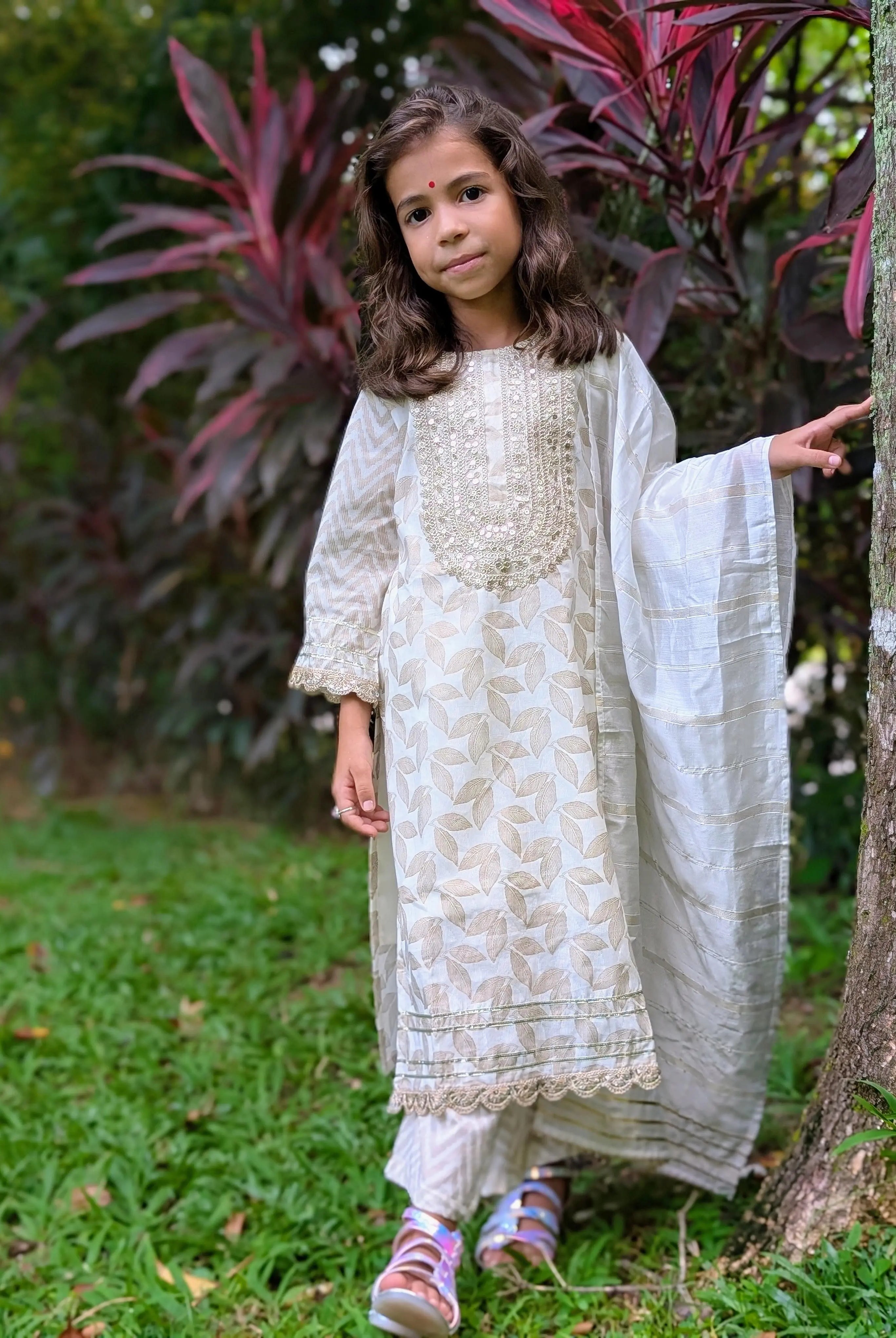 Zoya Girls White & Gold Kurta Salwar in Cotton Nimbu