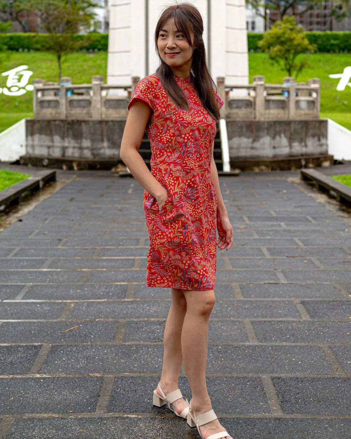 Ruby Blossom Women's Cheongsam Dress with Pockets in Red Floral Nimbu