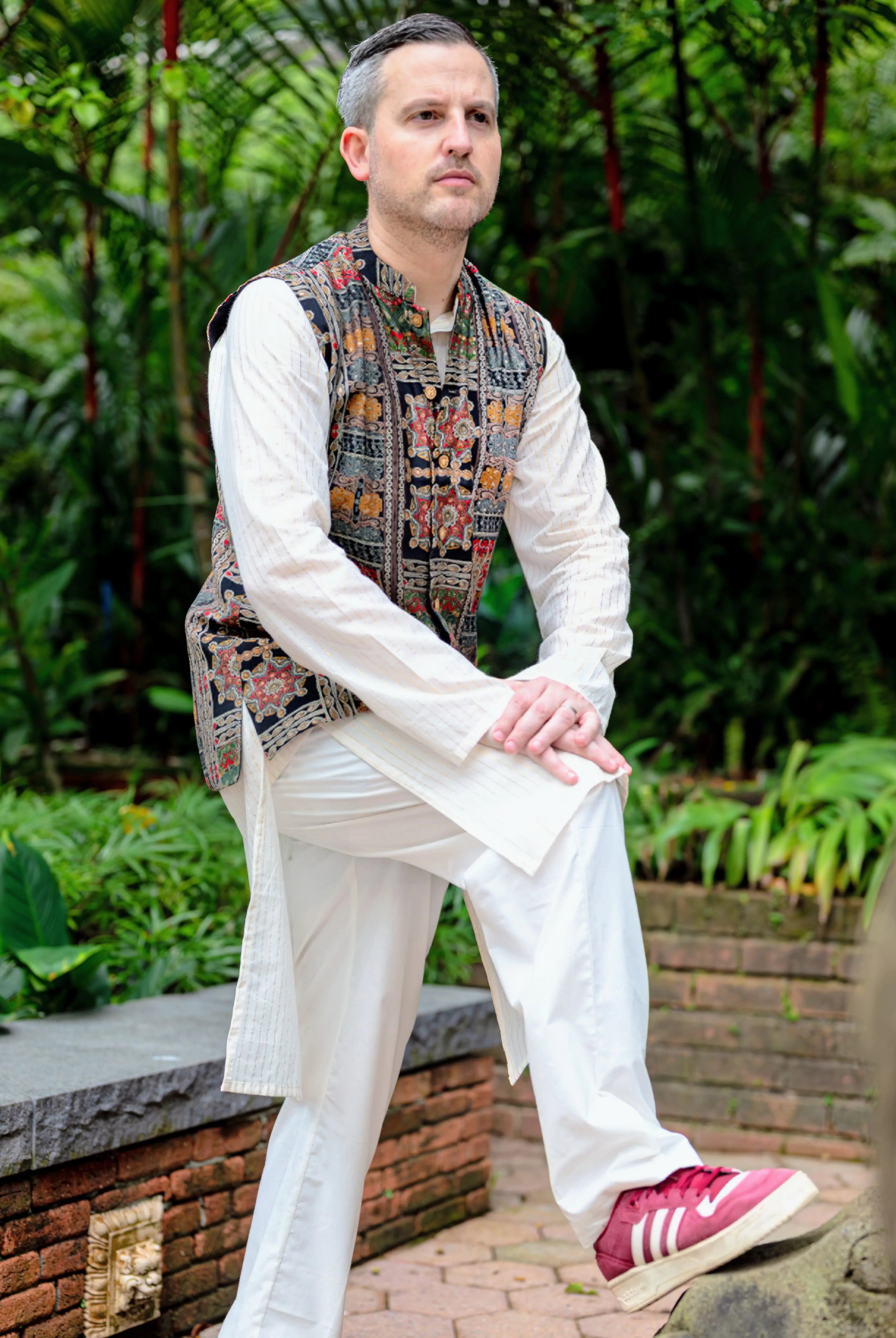 Shan Black men's 3pc Kurta Jacket set in Muslin Cotton Nimbu