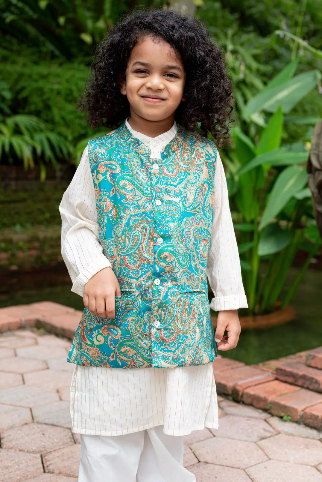 Shan Boys Muslin Cotton Kurta Pajama Jacket set in Green Paisley Nimbu