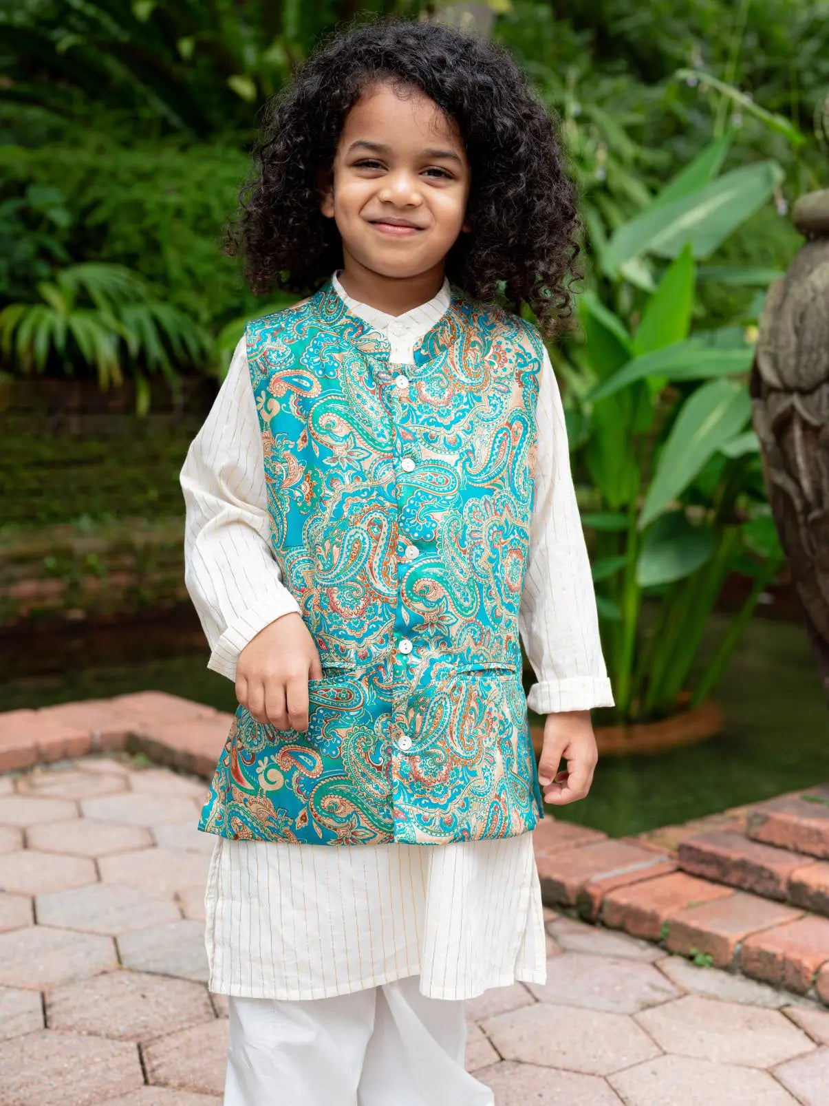 Shan Boys Muslin Cotton Kurta Pajama Jacket set in Green Paisley Nimbu