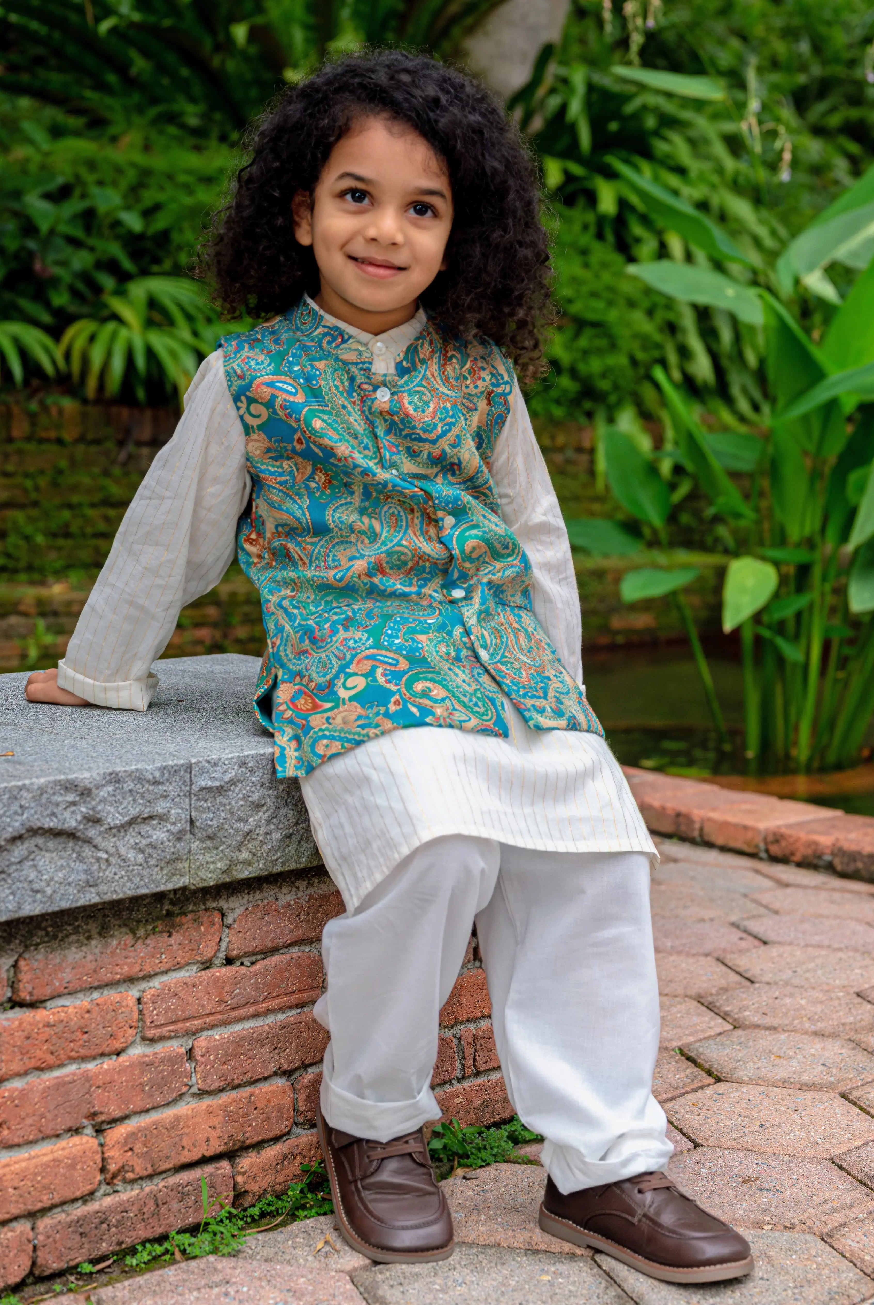 Shan Boys Muslin Cotton Kurta Pajama Jacket set in Green Paisley Nimbu