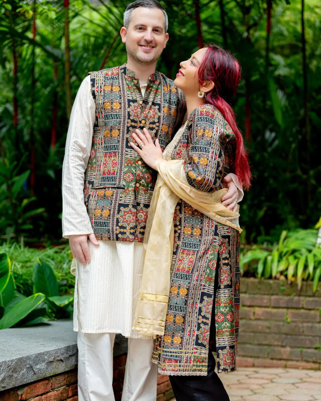 Shan Black women's 3pc Kurta set with Dupatta in Muslin Cotton Nimbu